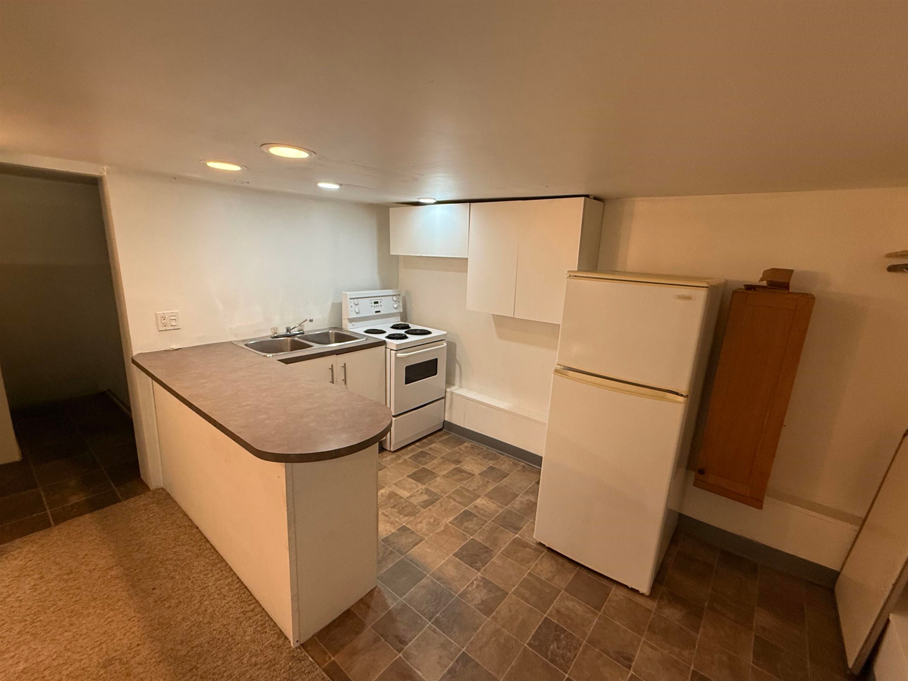 3813 15Th Avenue W, Vancouver, BC