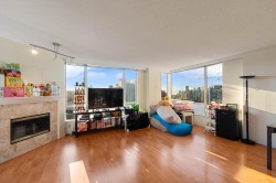 1301-2628 Ash Street  Vancouver, BC V5Z 4L2