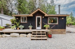 8048 Wildwood Road Halfmoon Bay, BC V0N 1Y1