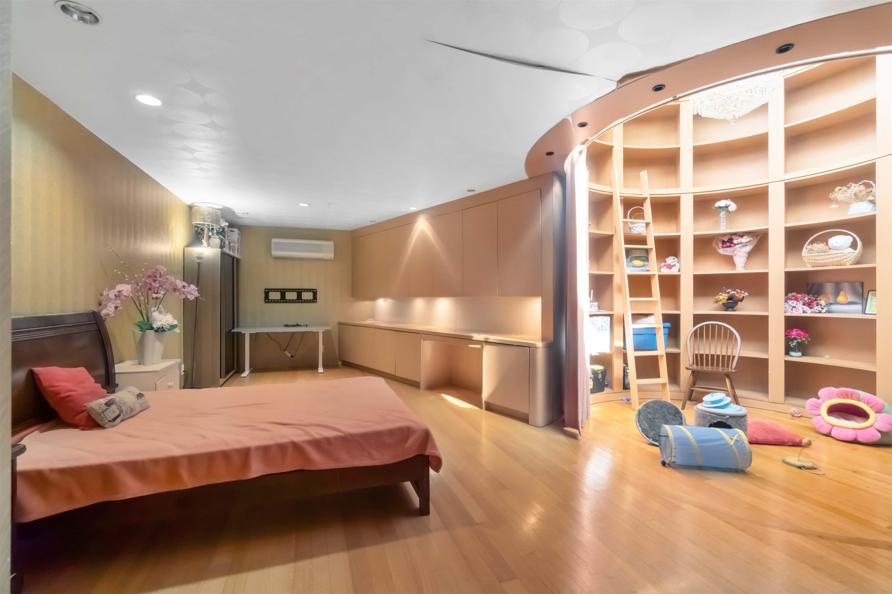 1919 57Th Avenue W, Vancouver, BC