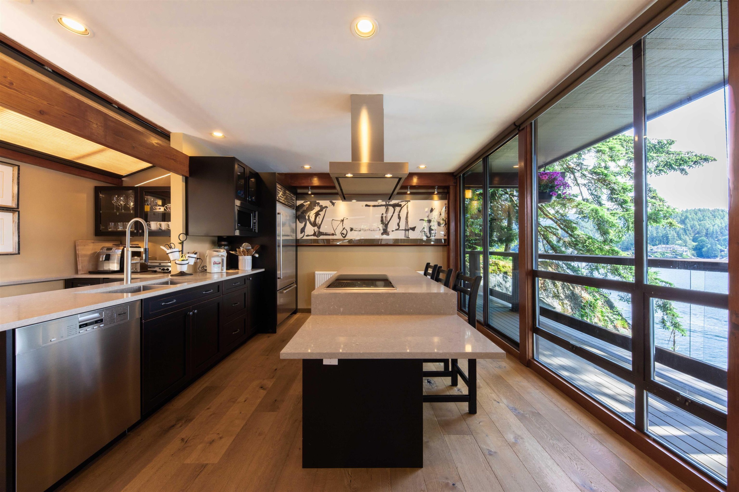 4885 Cove Cliff Place, North Vancouver, BC