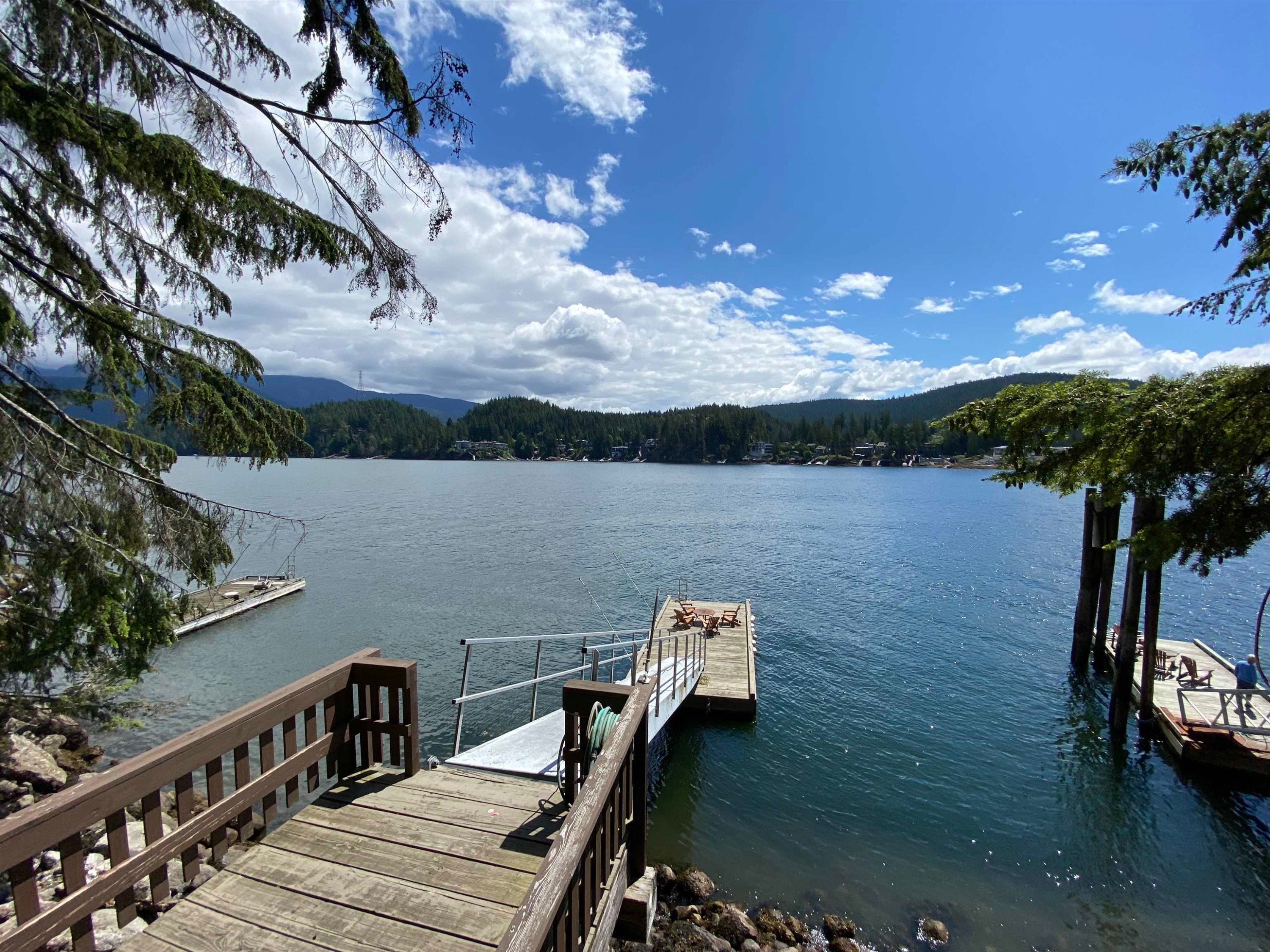 4885 Cove Cliff Place, North Vancouver, BC