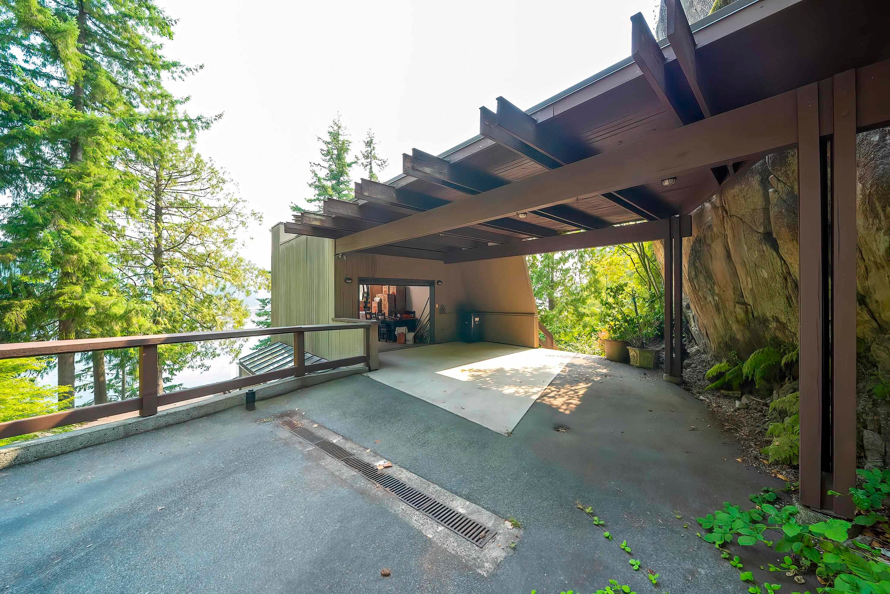 4885 Cove Cliff Place, North Vancouver, BC