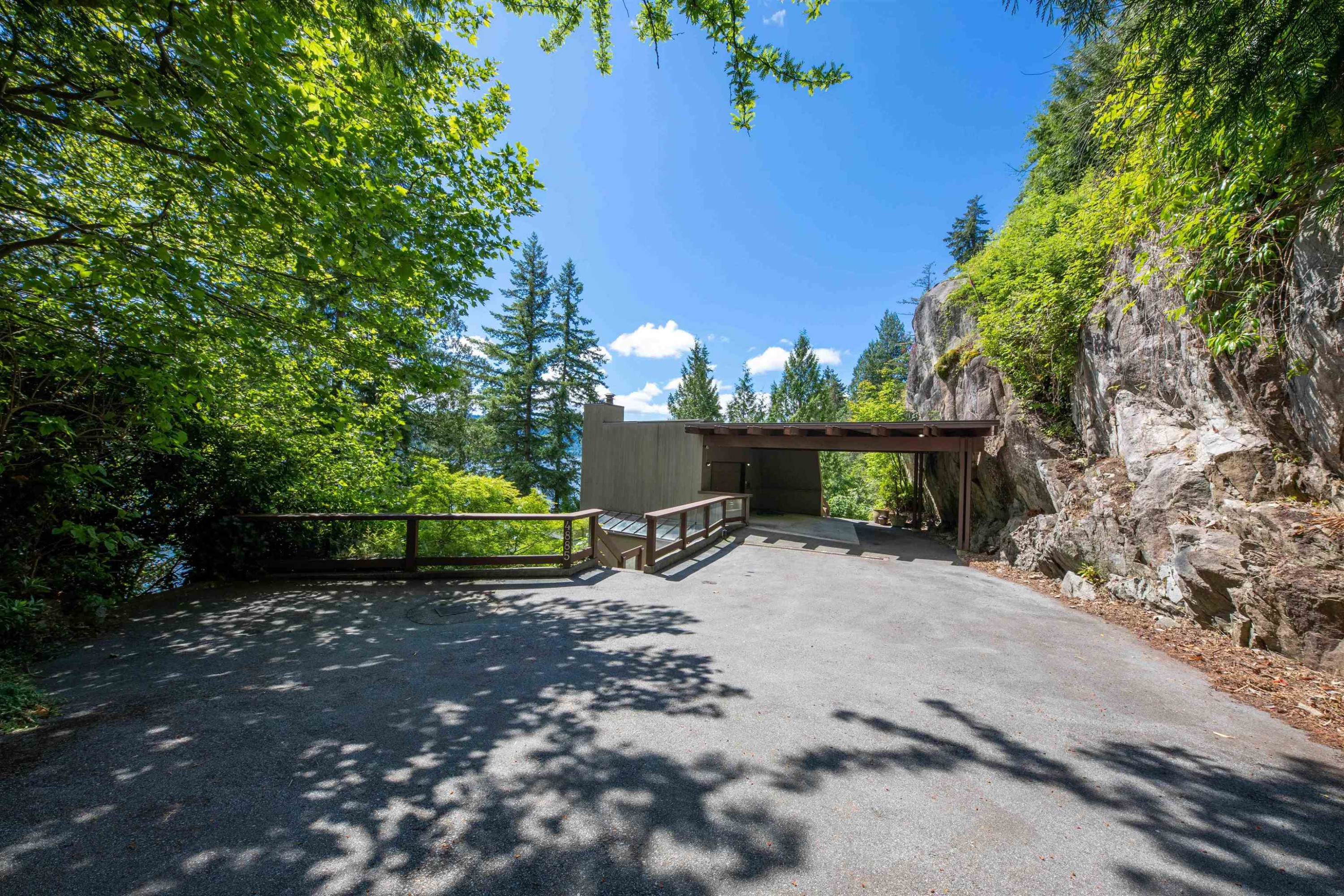 4885 Cove Cliff Place, North Vancouver, BC