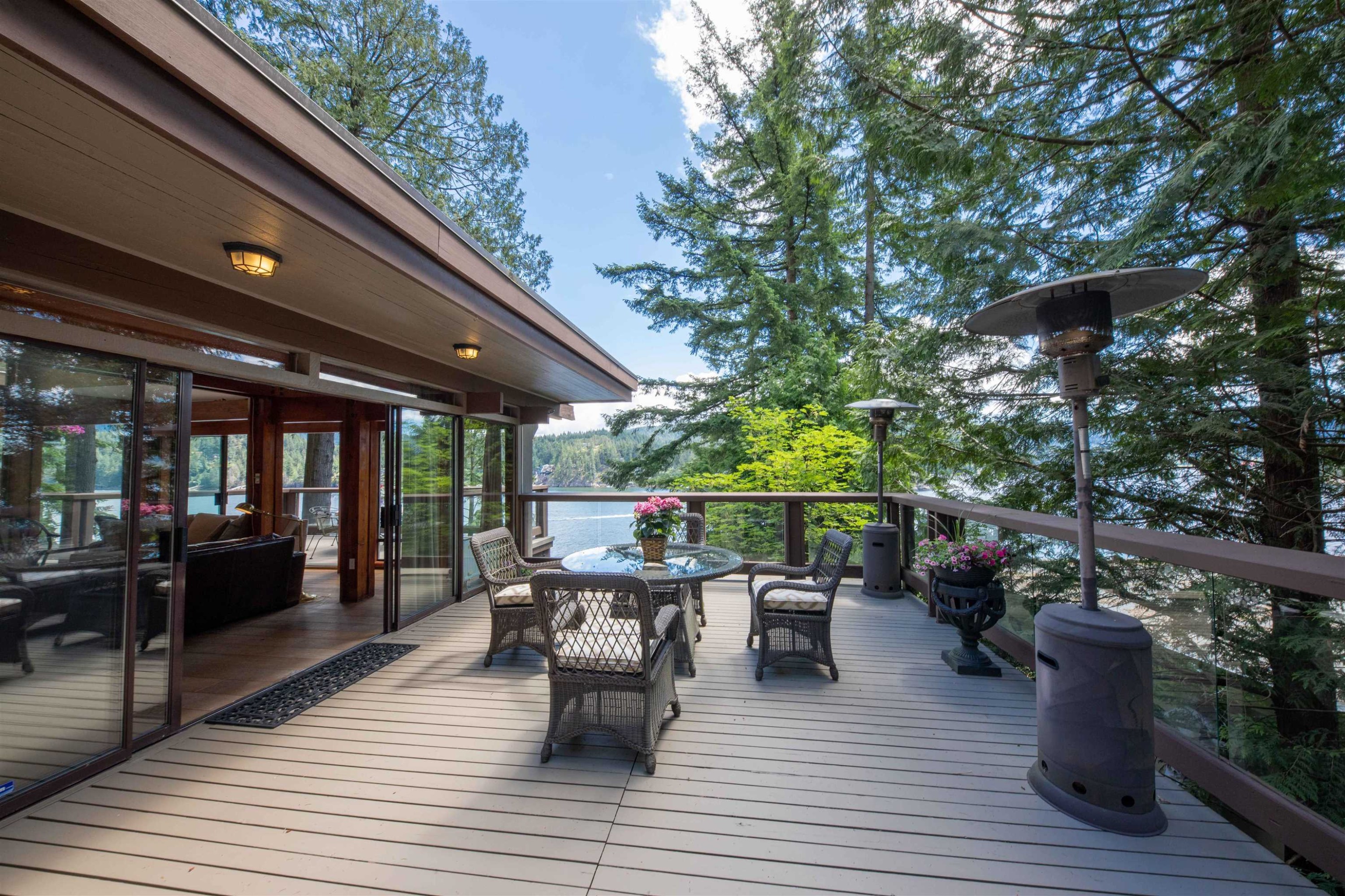 4885 Cove Cliff Place, North Vancouver, BC