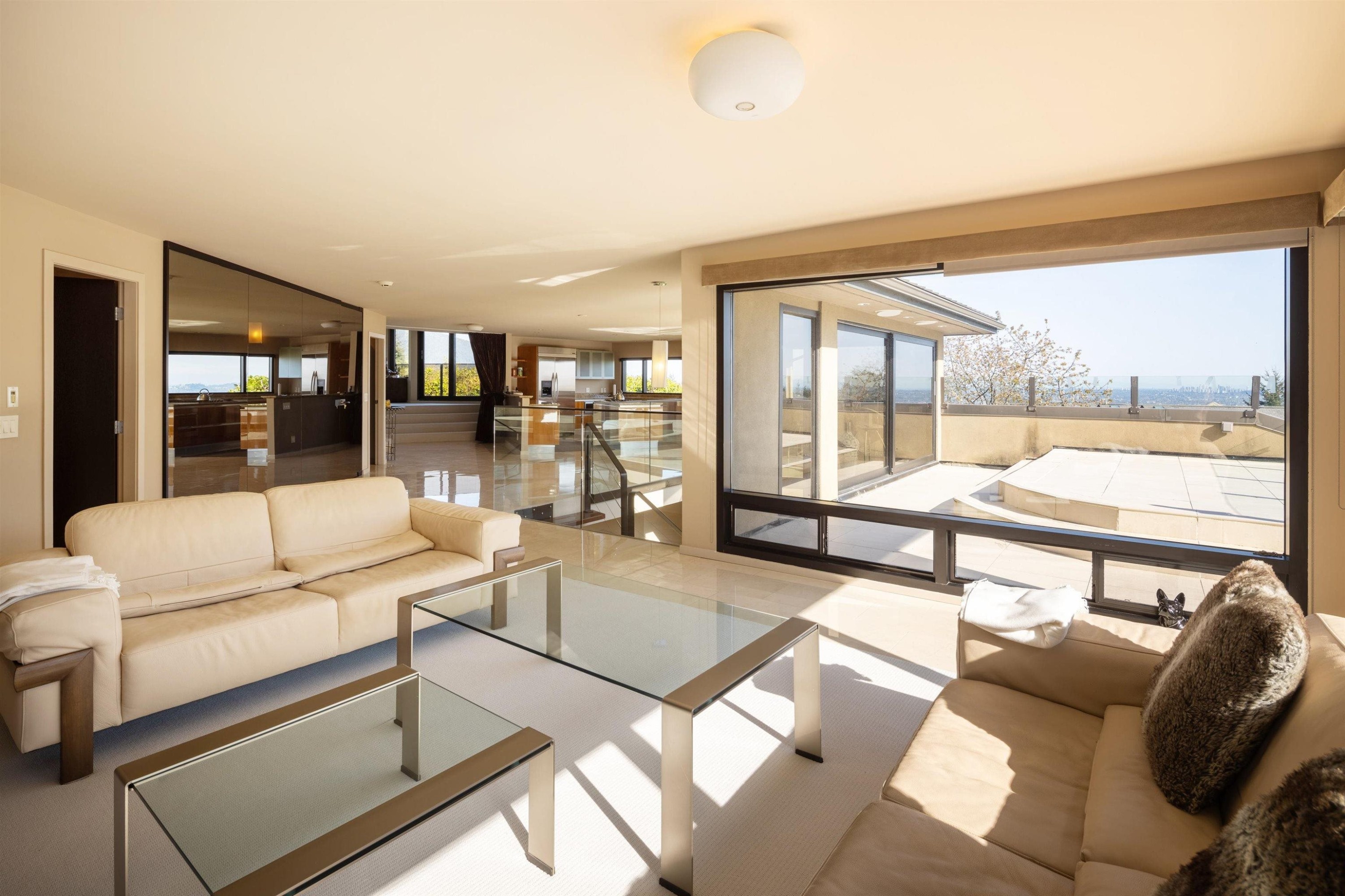 1109 Hillside Road, West Vancouver, BC