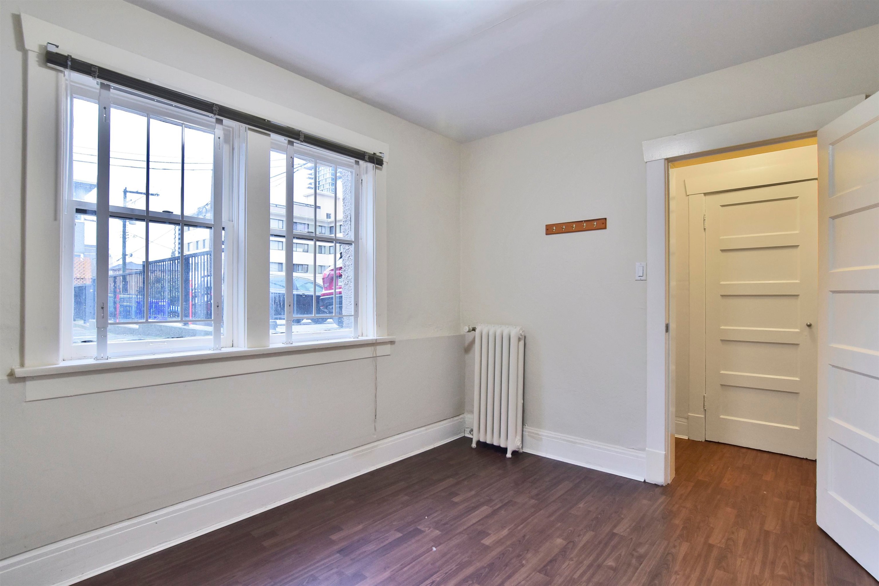 18-935 Jervis Street, Vancouver, BC