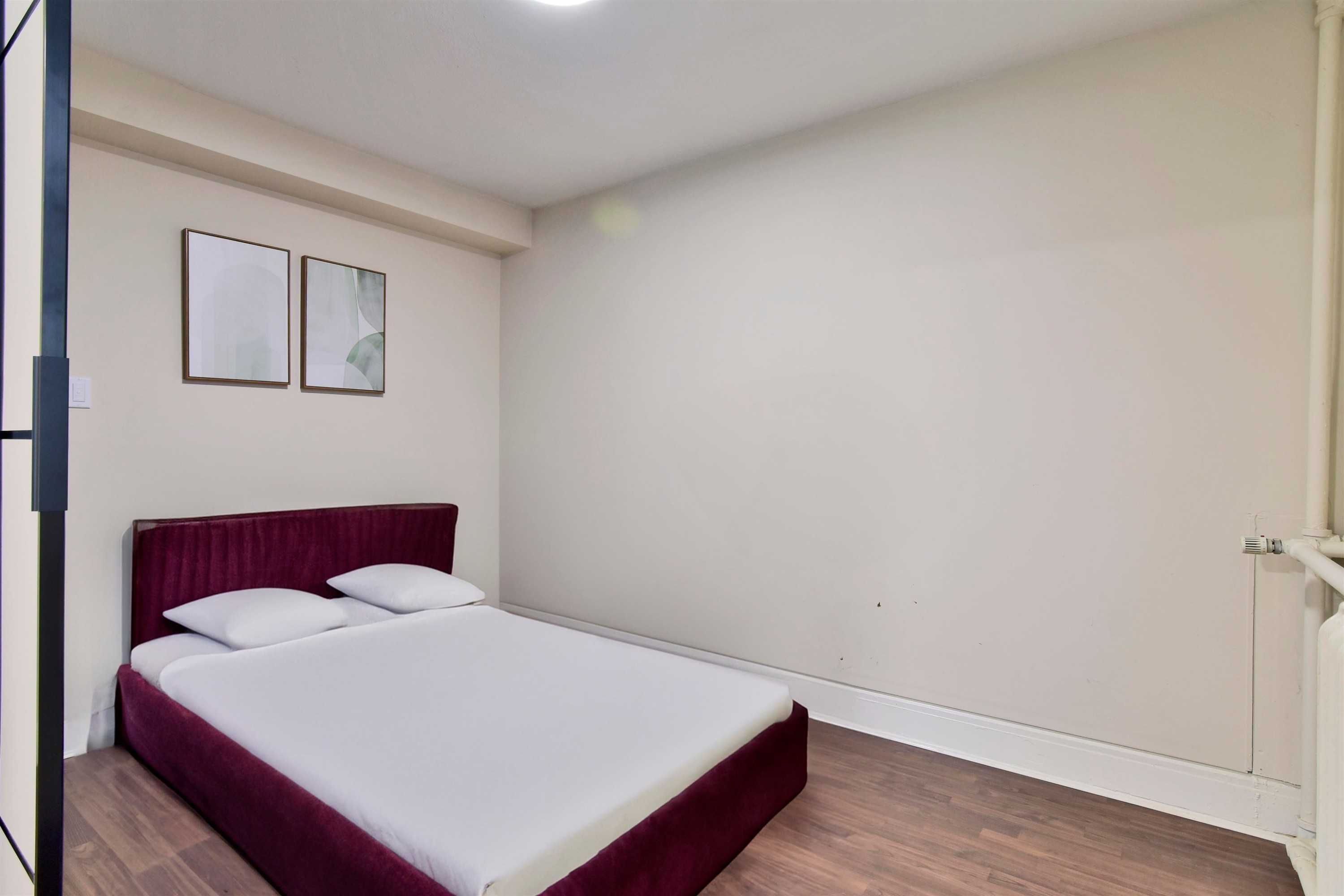 18-935 Jervis Street, Vancouver, BC