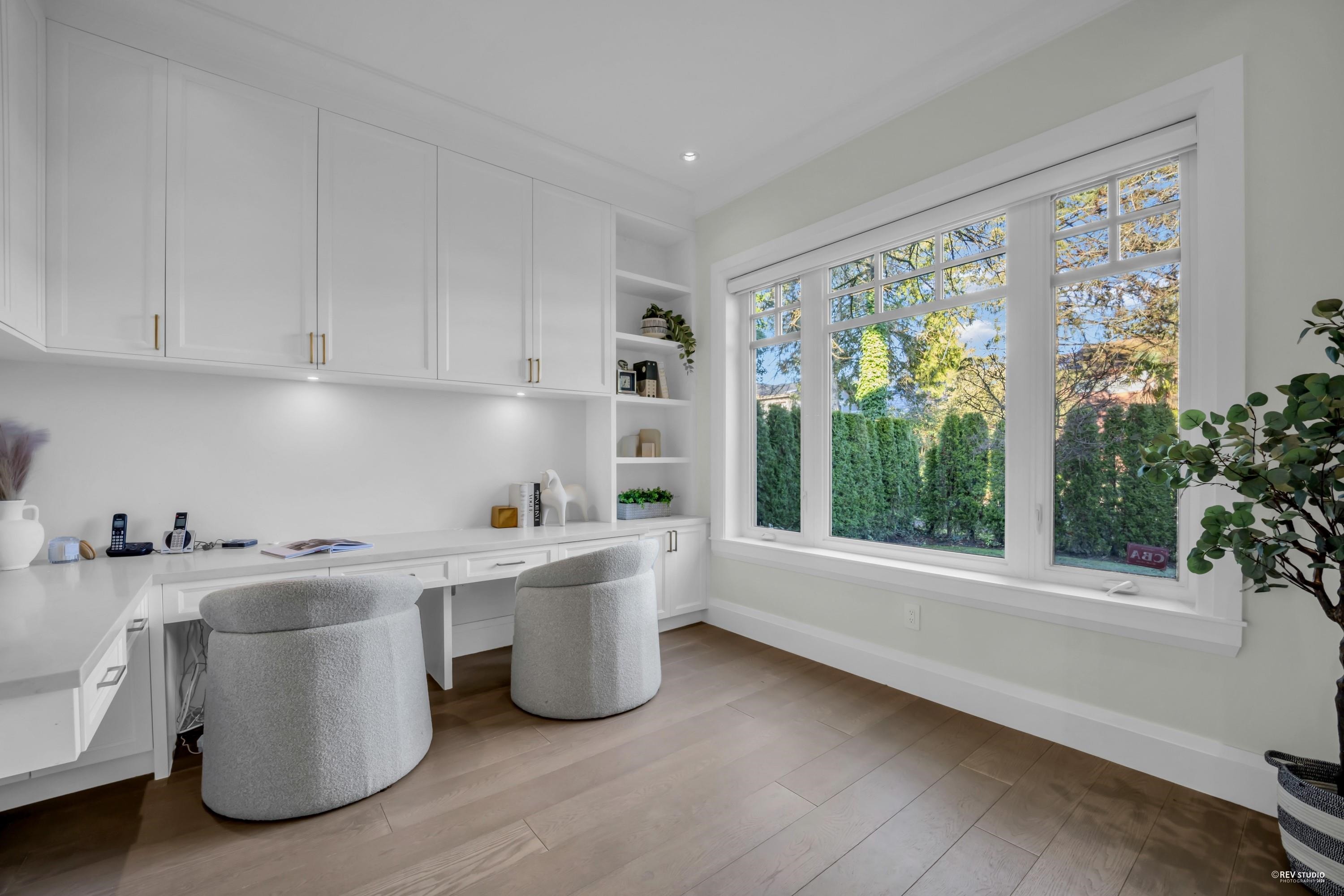 3946 30Th Avenue W, Vancouver, BC