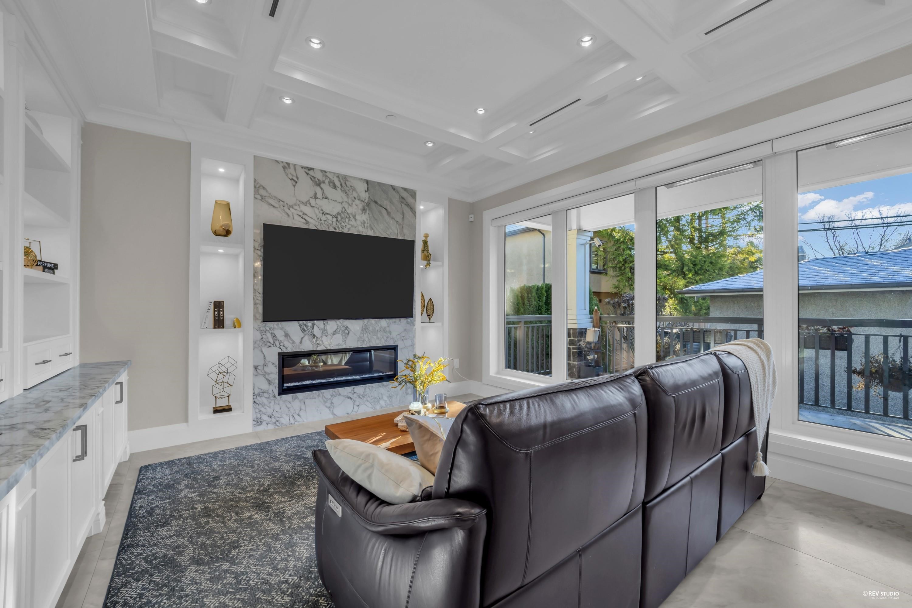 3946 30Th Avenue W, Vancouver, BC