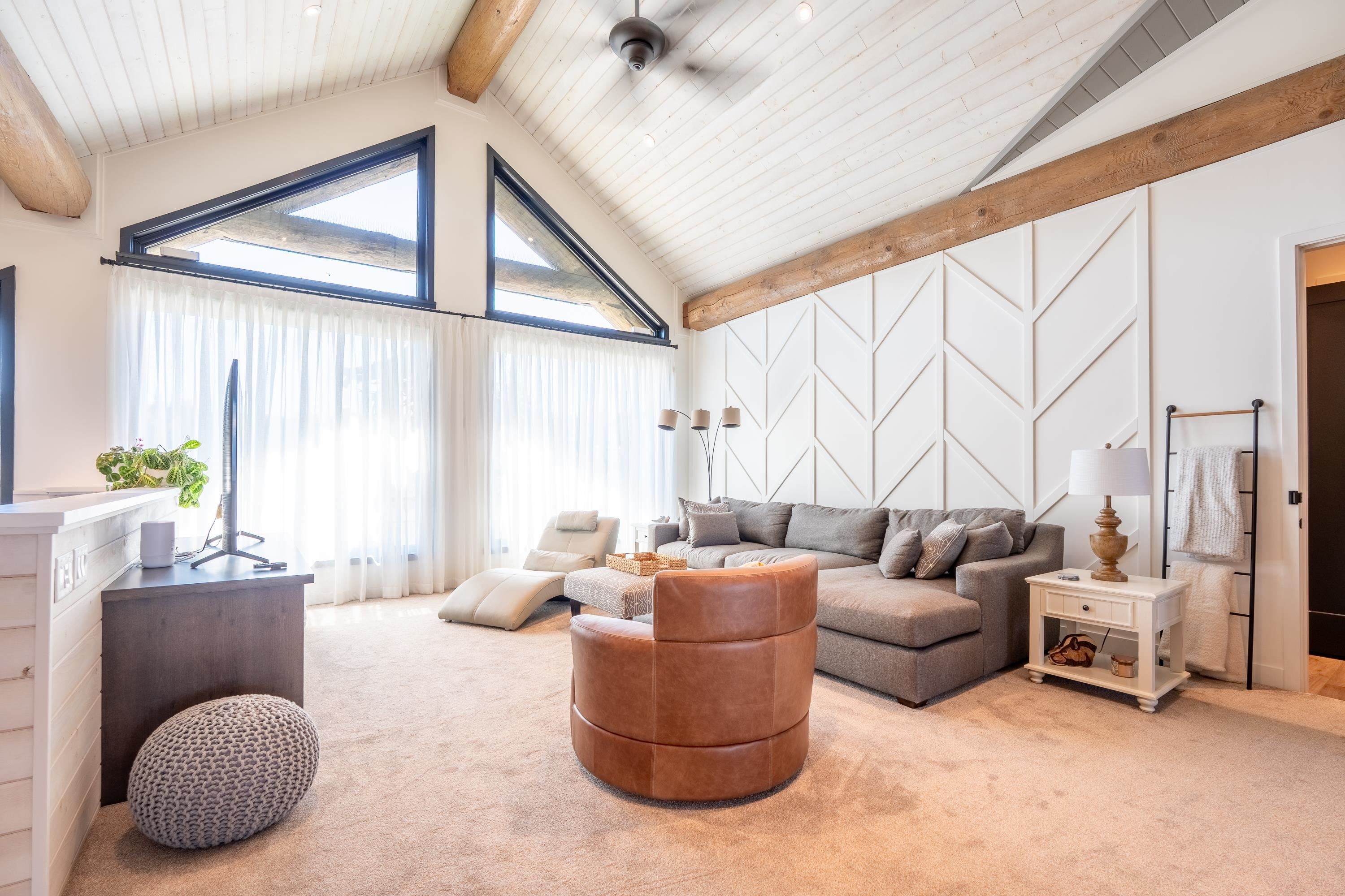 6316 Crowston Road, Sechelt, BC