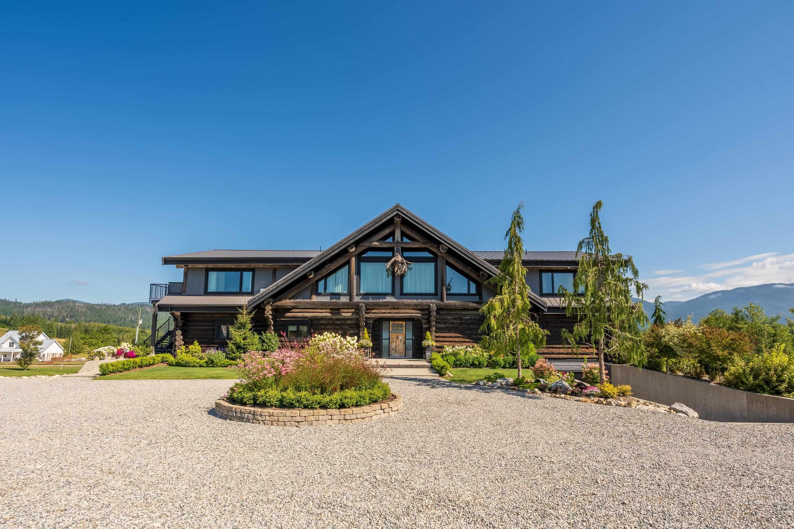 6316 Crowston Road, Sechelt, BC