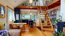 24-1131 Emery Road Roberts Creek, BC V0N 2W0