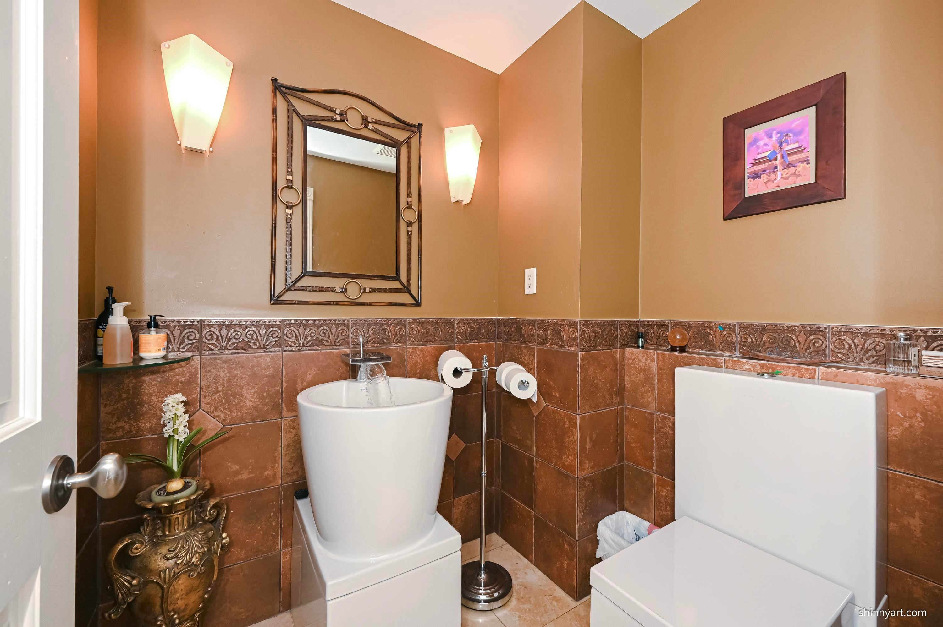 1368 Minto Crescent, Vancouver, BC