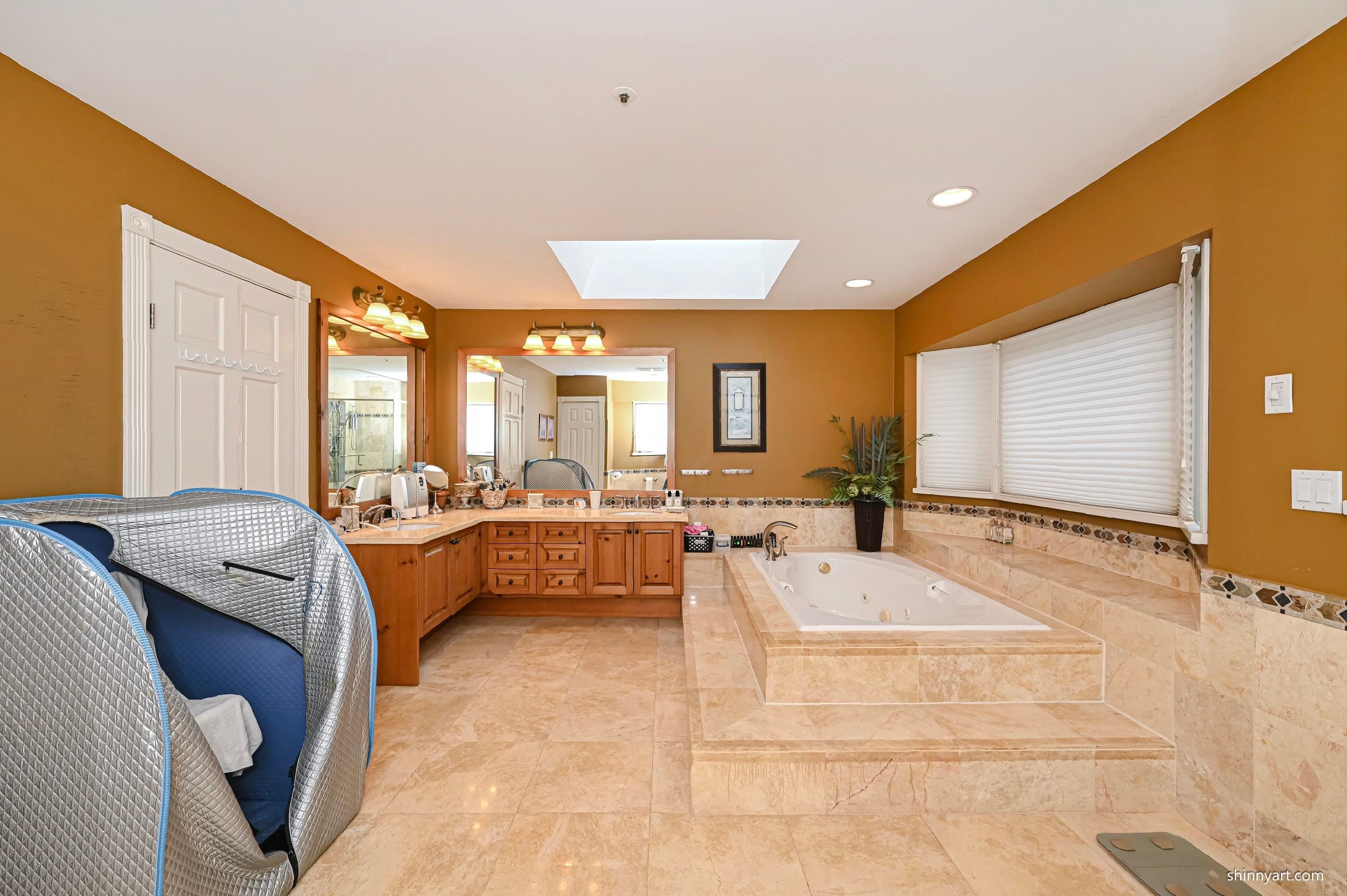 1368 Minto Crescent, Vancouver, BC