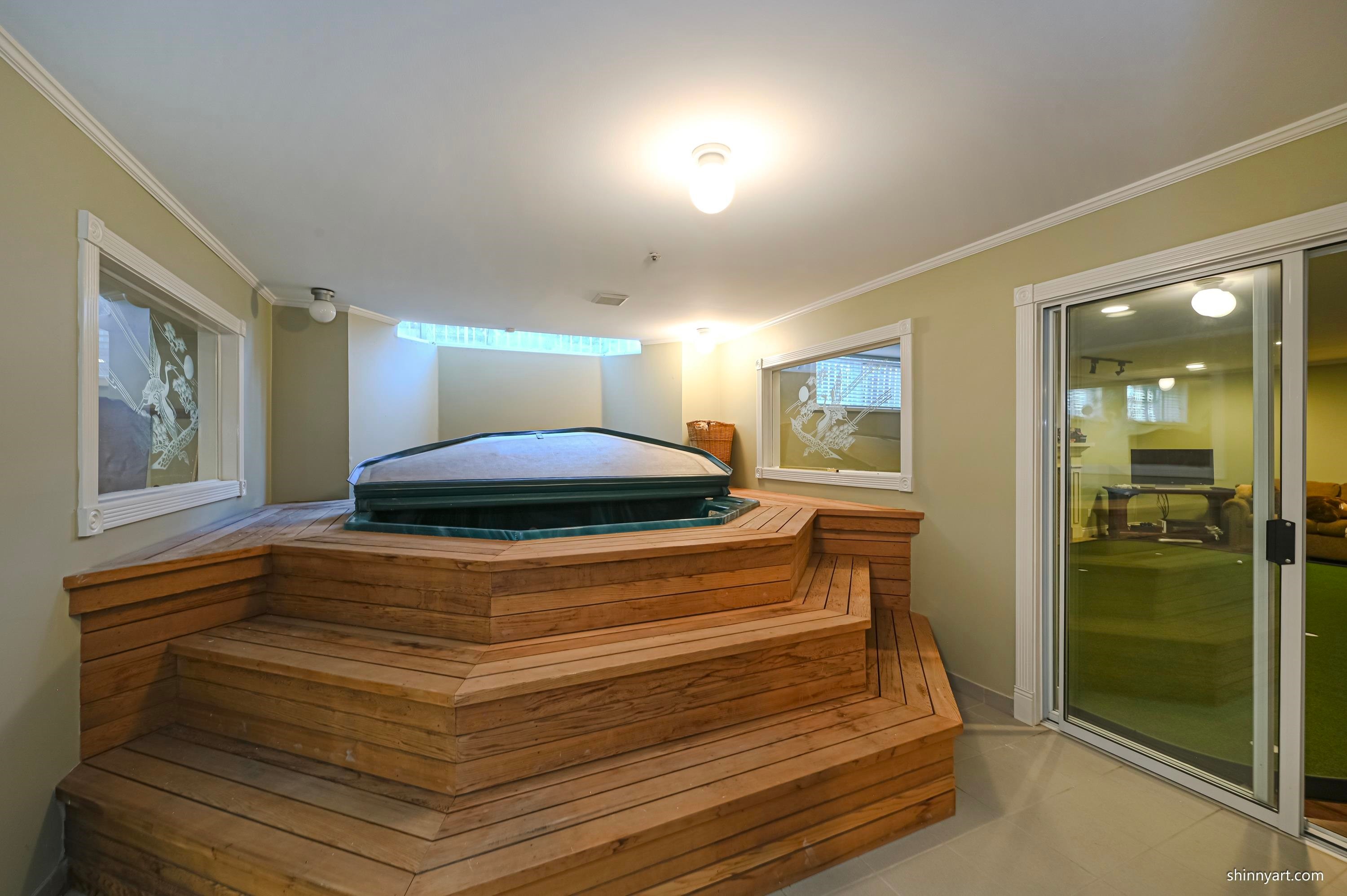 1368 Minto Crescent, Vancouver, BC