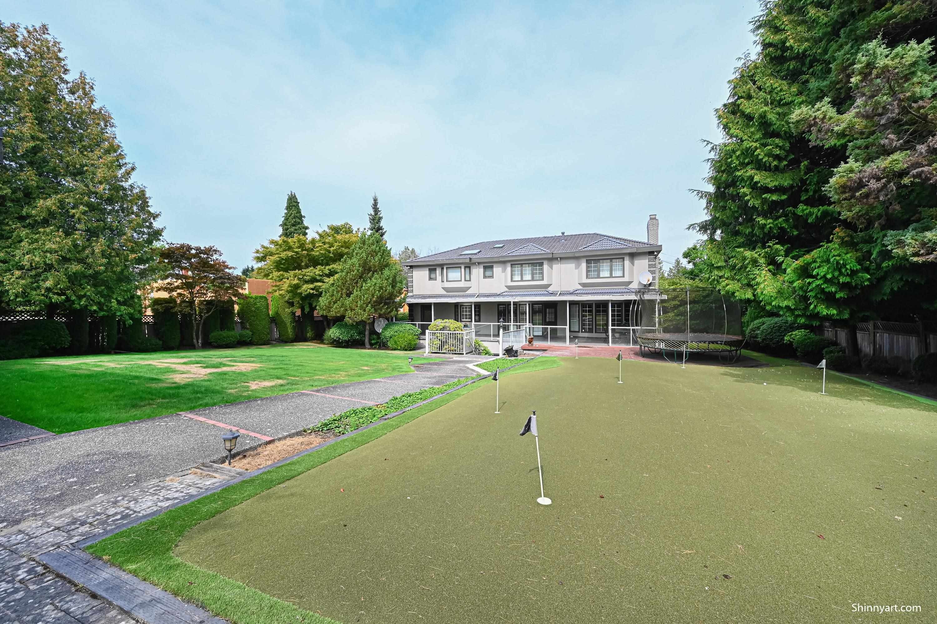 1368 Minto Crescent, Vancouver, BC