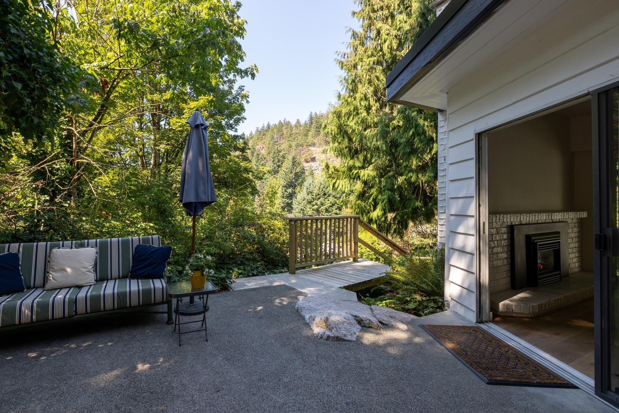 5733 Bluebell Drive, West Vancouver, BC