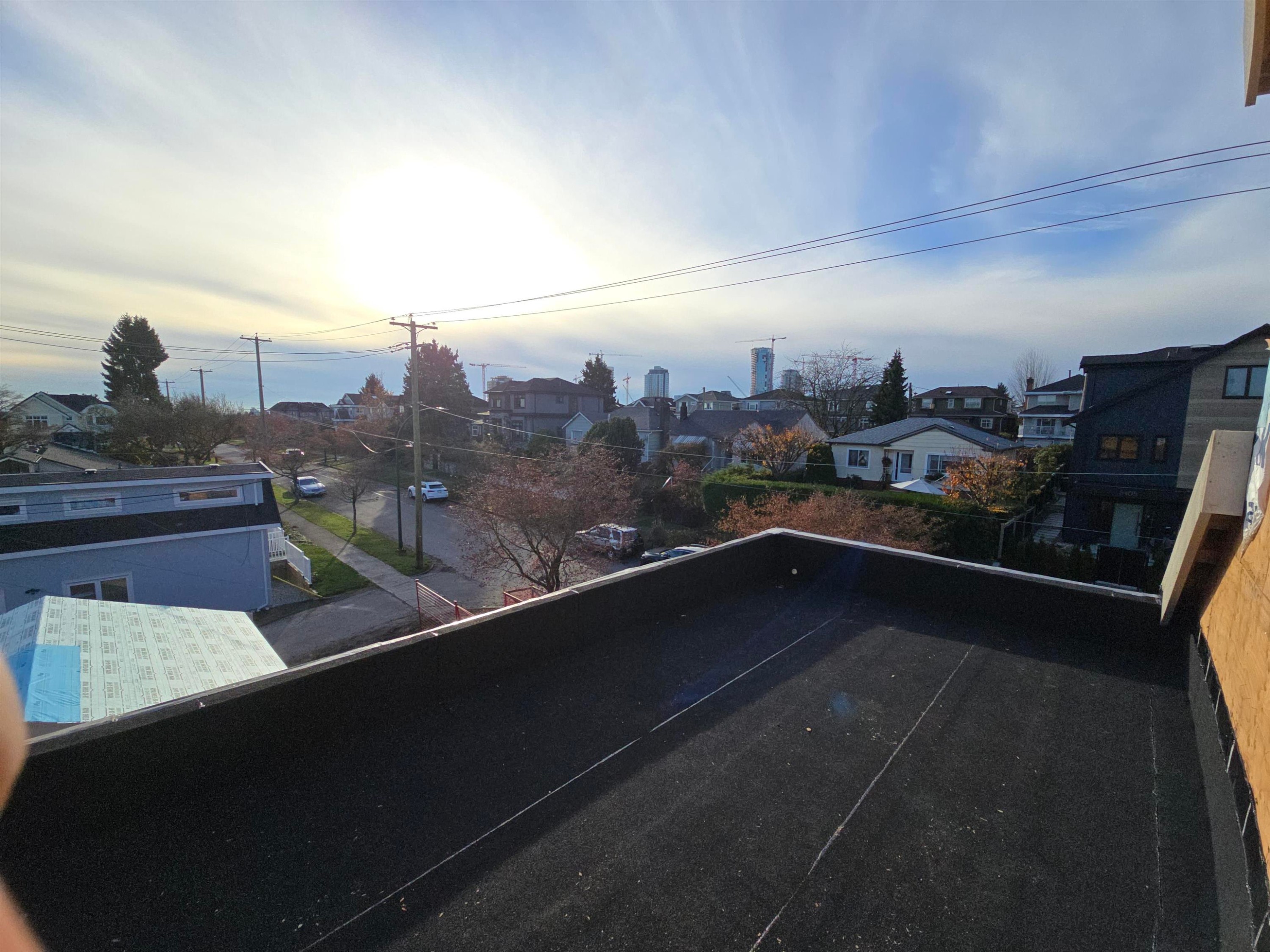 98 37Th Avenue W, Vancouver, BC