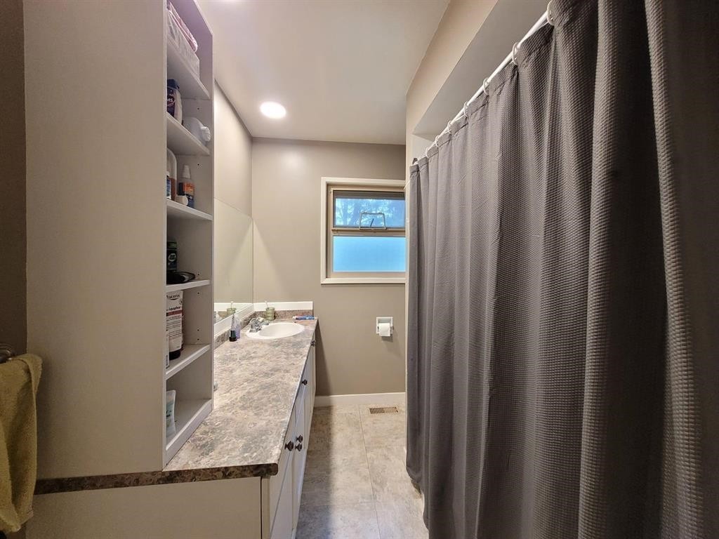 4984 10A Avenue, Delta, BC