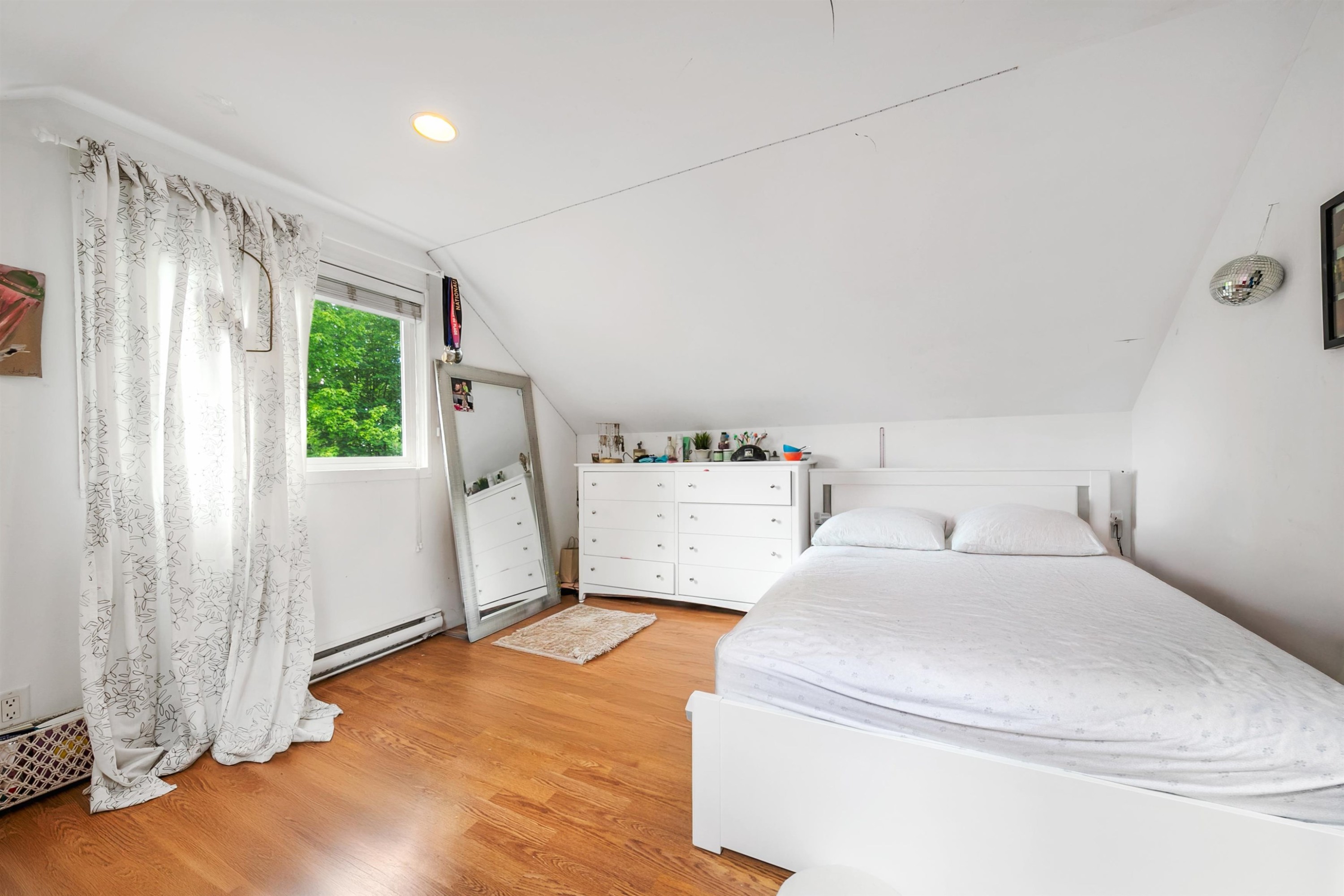 2903 42Nd Avenue W, Vancouver, BC