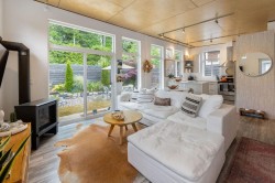 890 Trower Lane Gibsons, BC V0N 1V7