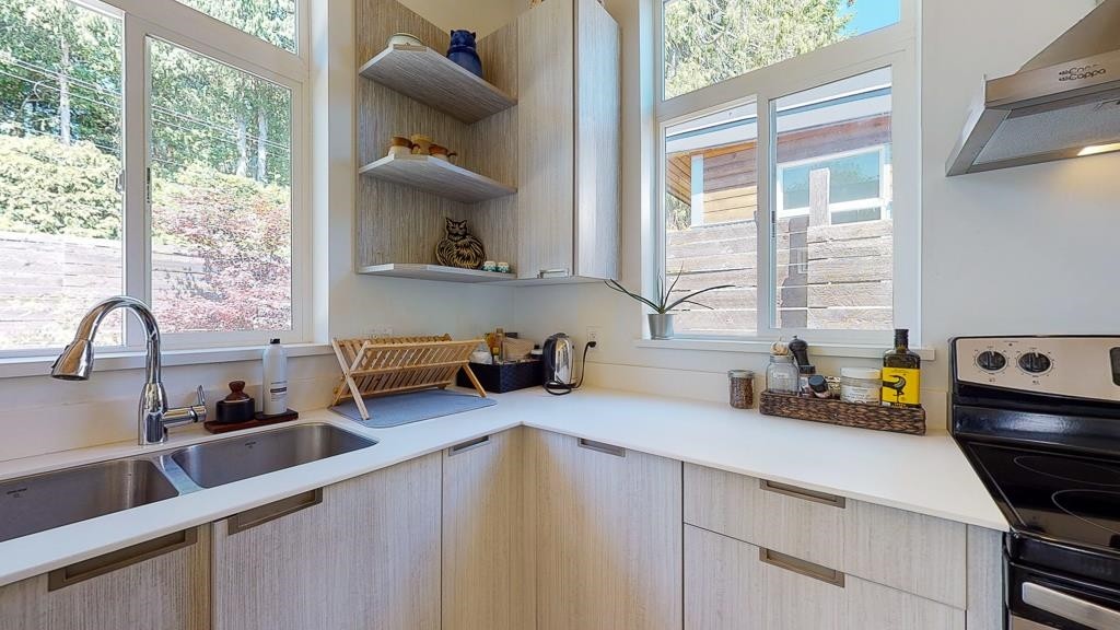 890 Trower Lane, Gibsons, BC