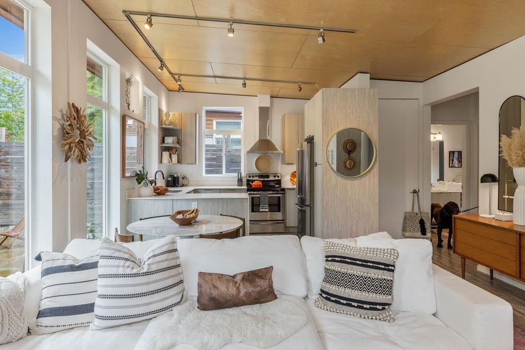 890 Trower Lane, Gibsons, BC