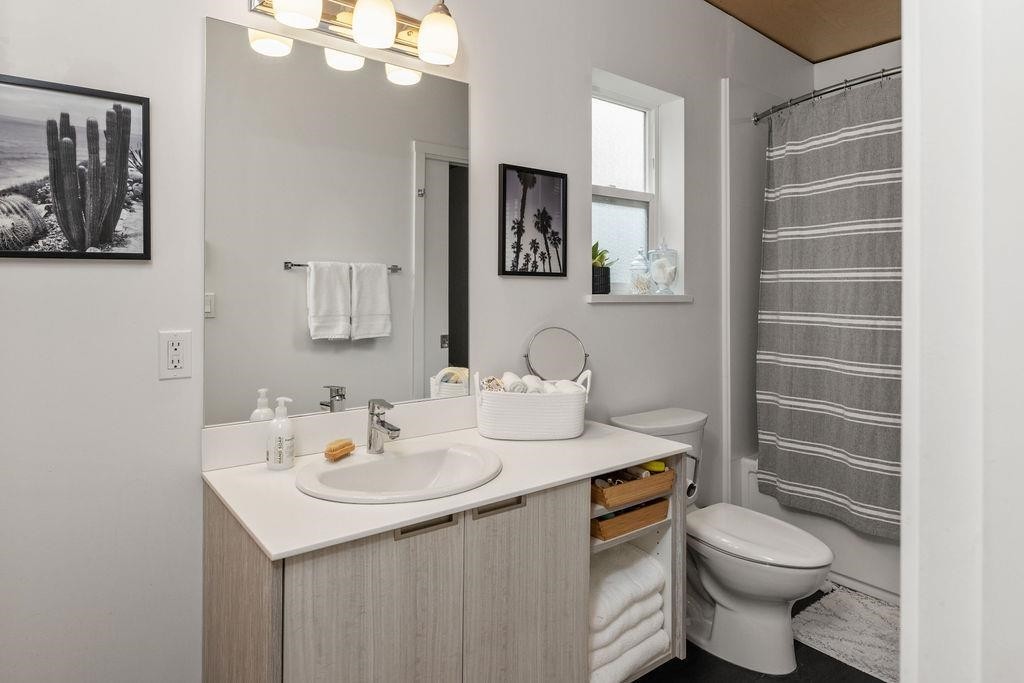 890 Trower Lane, Gibsons, BC