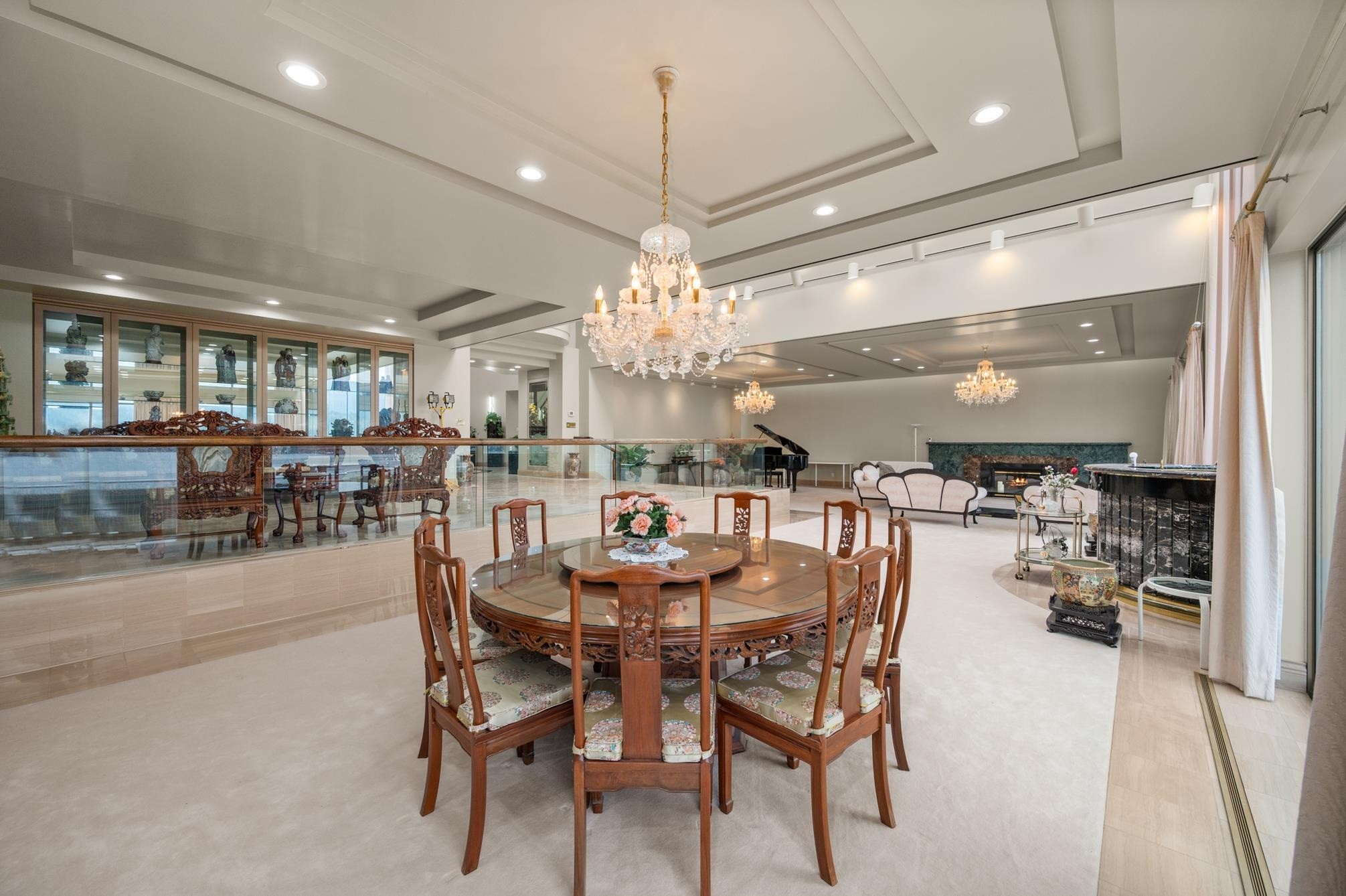 828 Beachview Drive, North Vancouver, BC