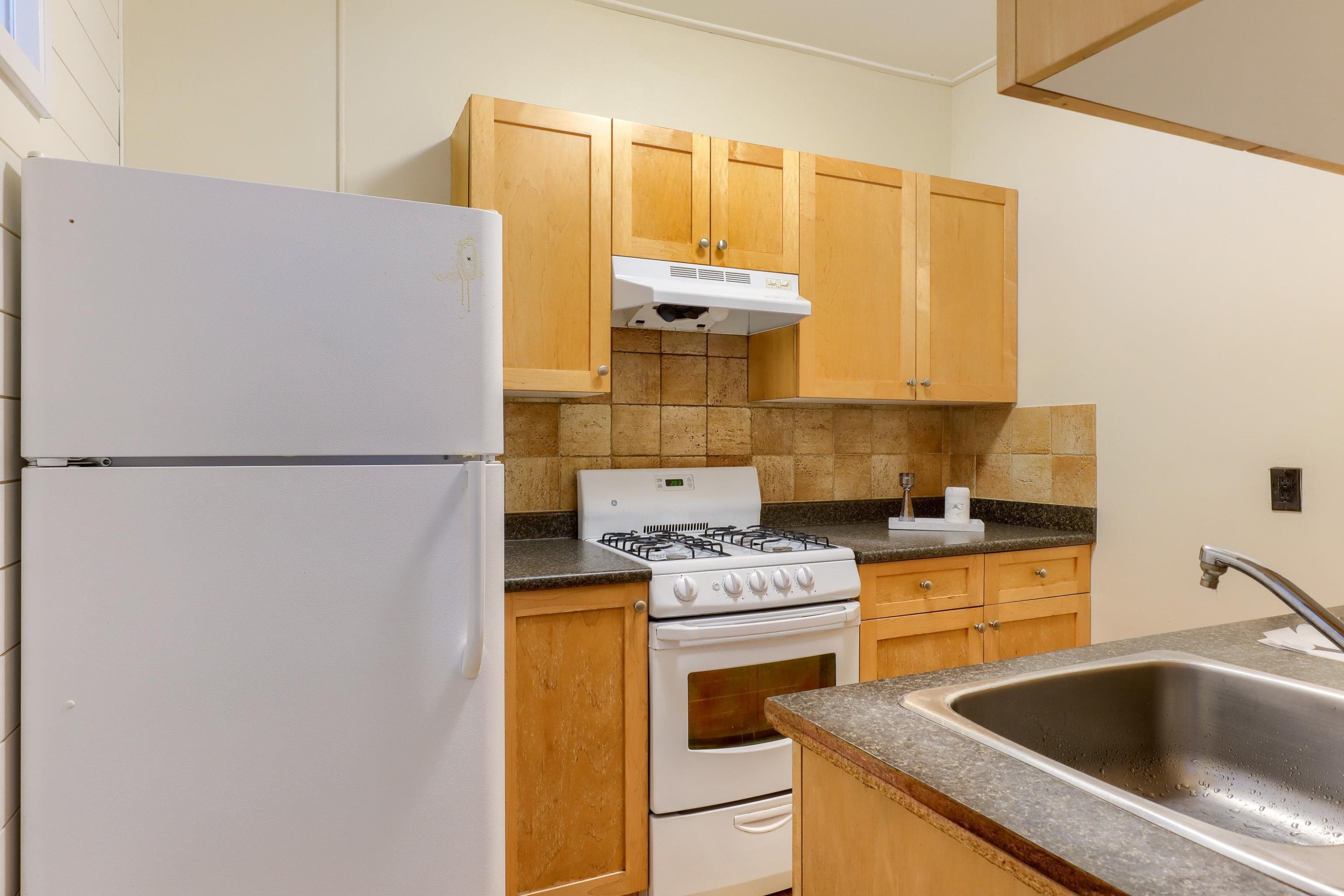 6-935 Jervis Street, Vancouver, BC