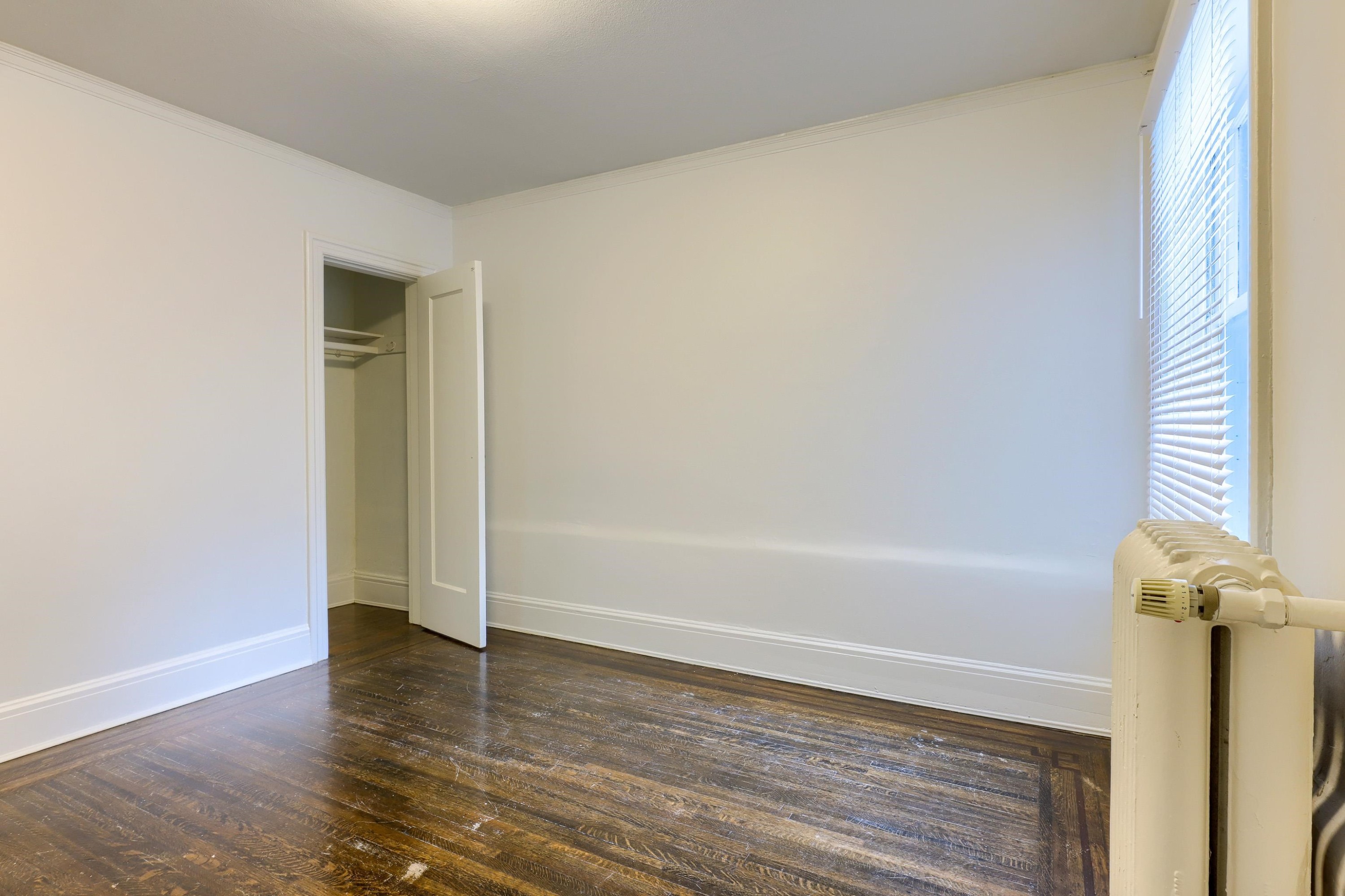 19-935 Jervis Street, Vancouver, BC