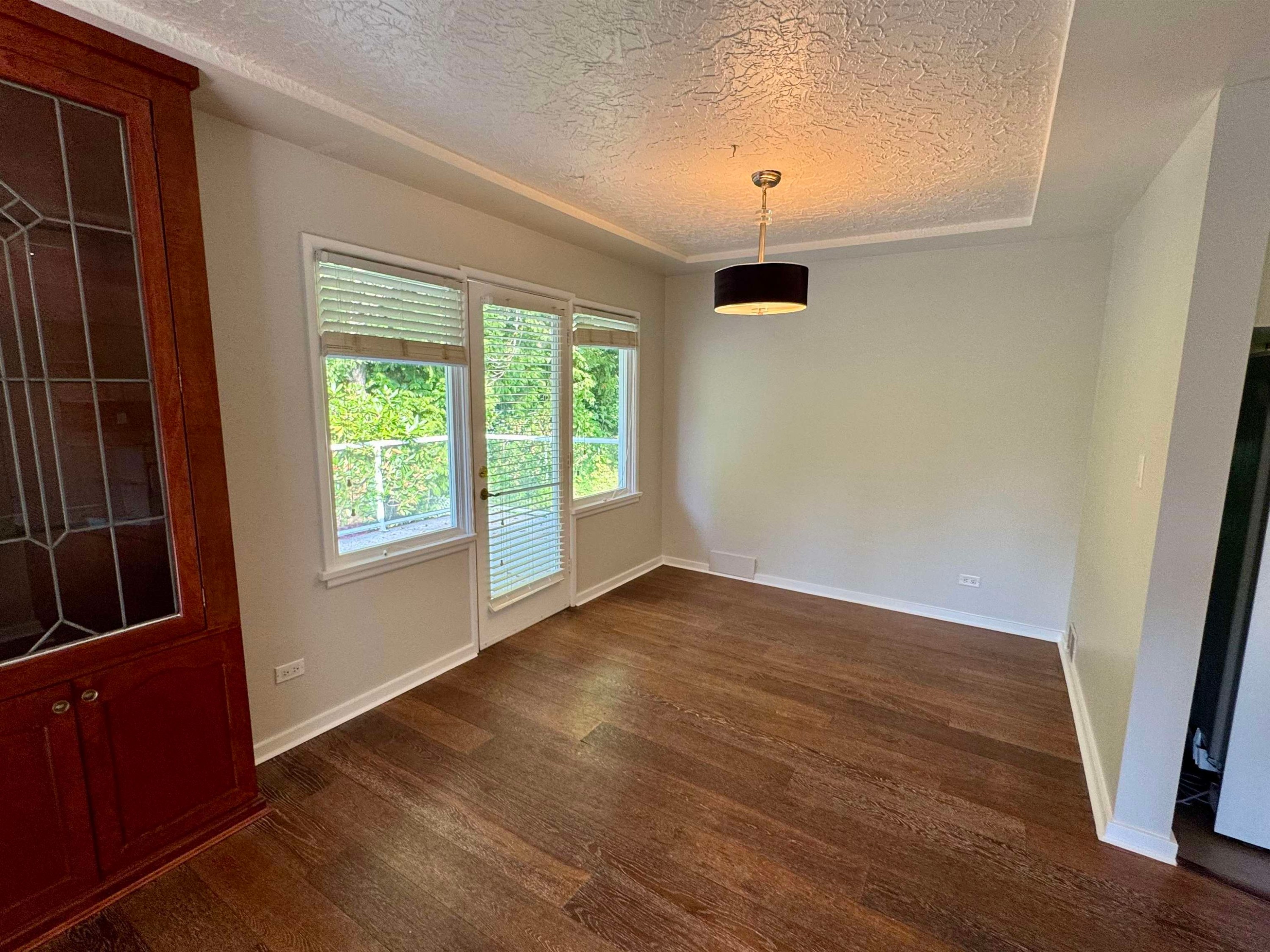 1395 Ottawa Avenue, West Vancouver, BC