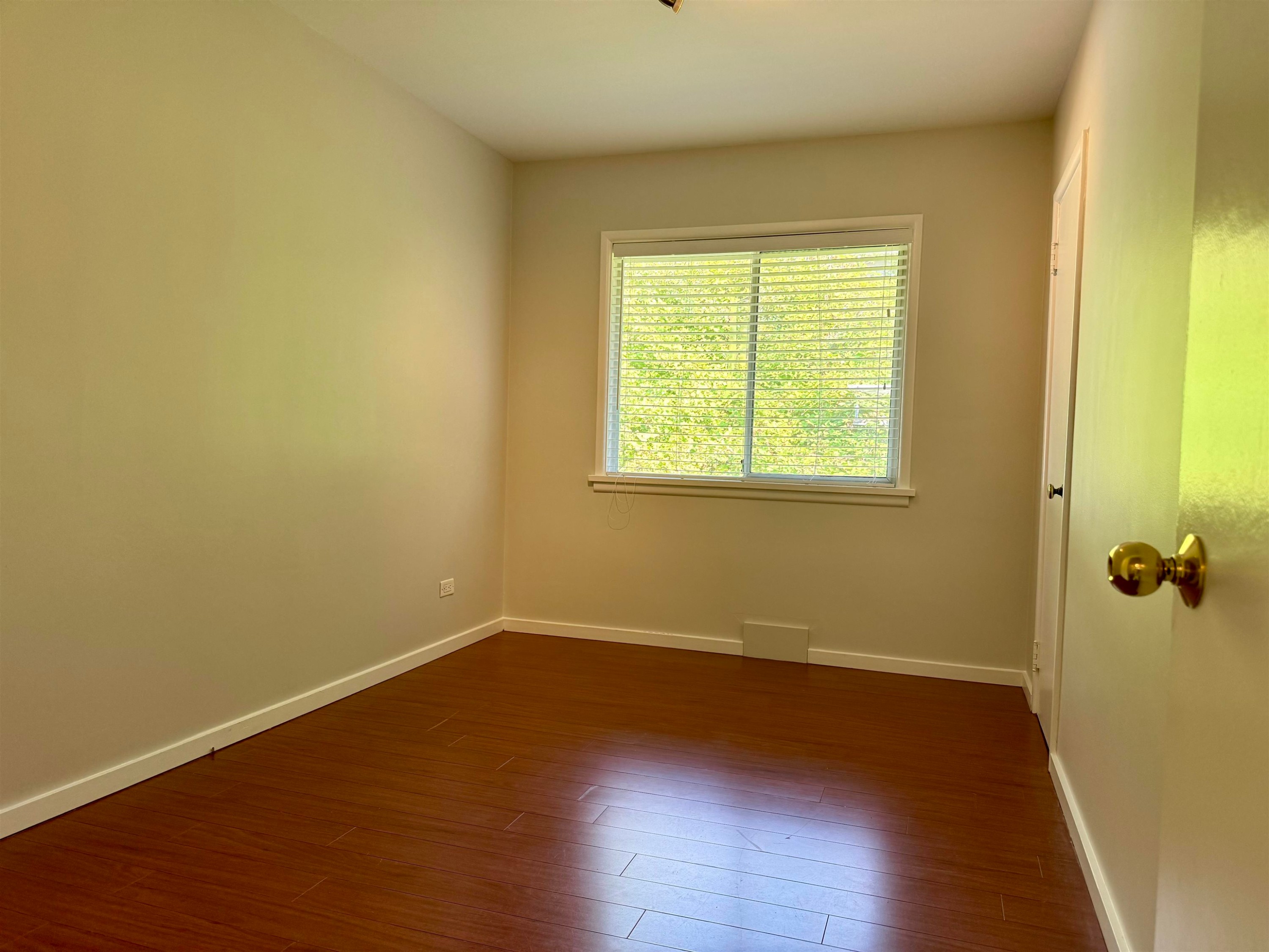 1395 Ottawa Avenue, West Vancouver, BC