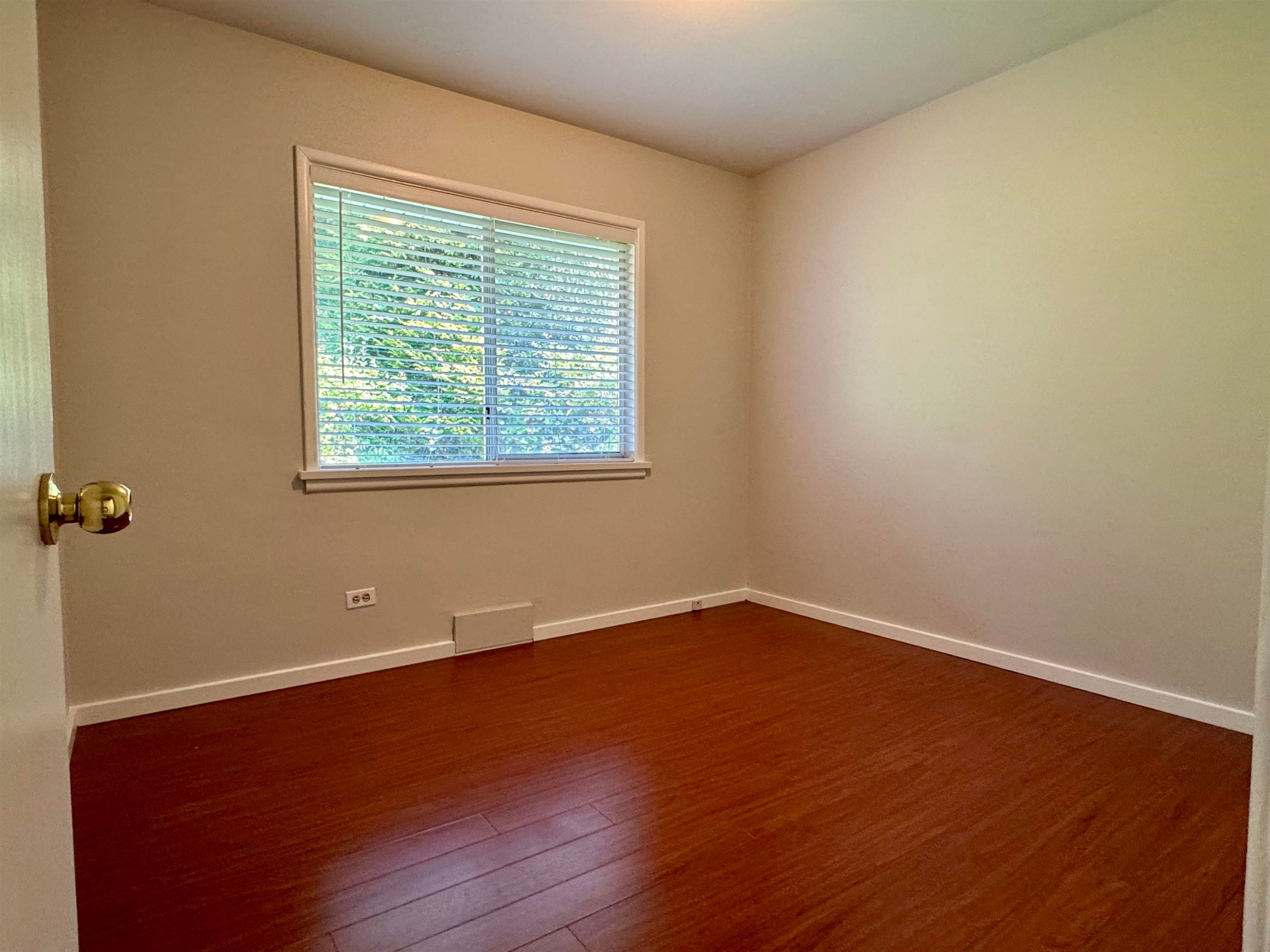 1395 Ottawa Avenue, West Vancouver, BC