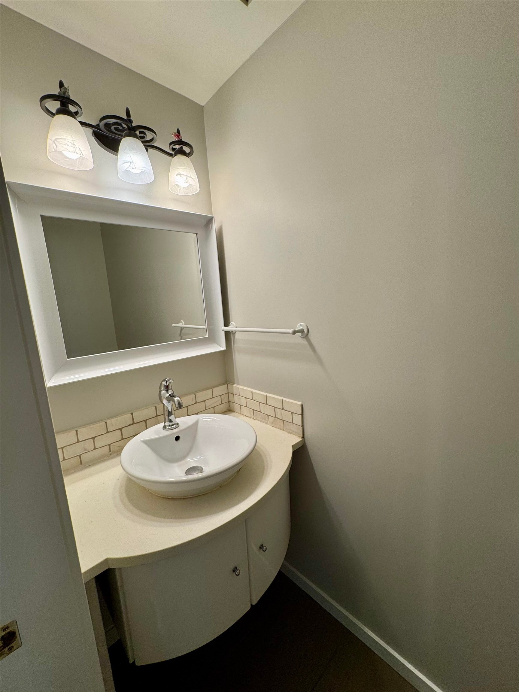 1395 Ottawa Avenue, West Vancouver, BC