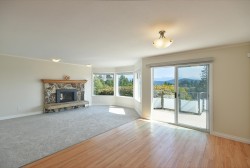 808 Bayview Heights Road Gibsons, BC V0N 1V8