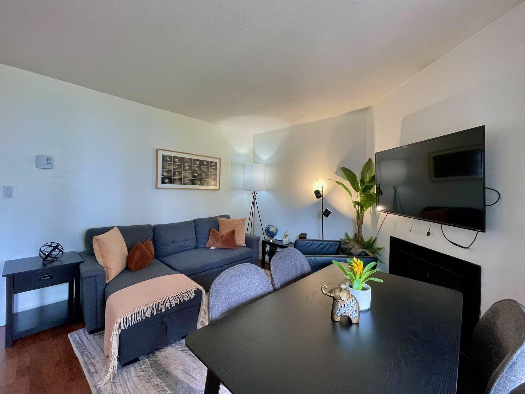 302-1405 Haro Street, Vancouver, BC