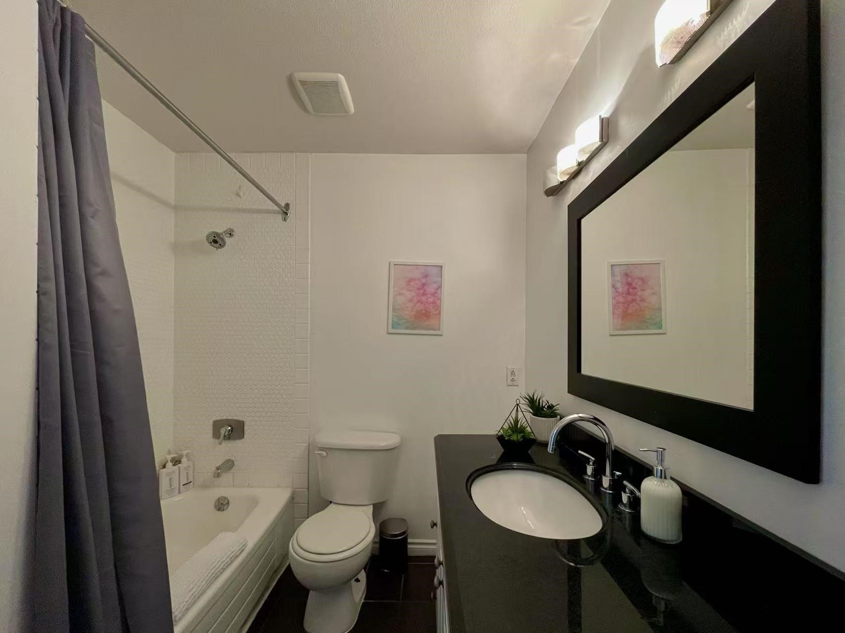 302-1405 Haro Street, Vancouver, BC