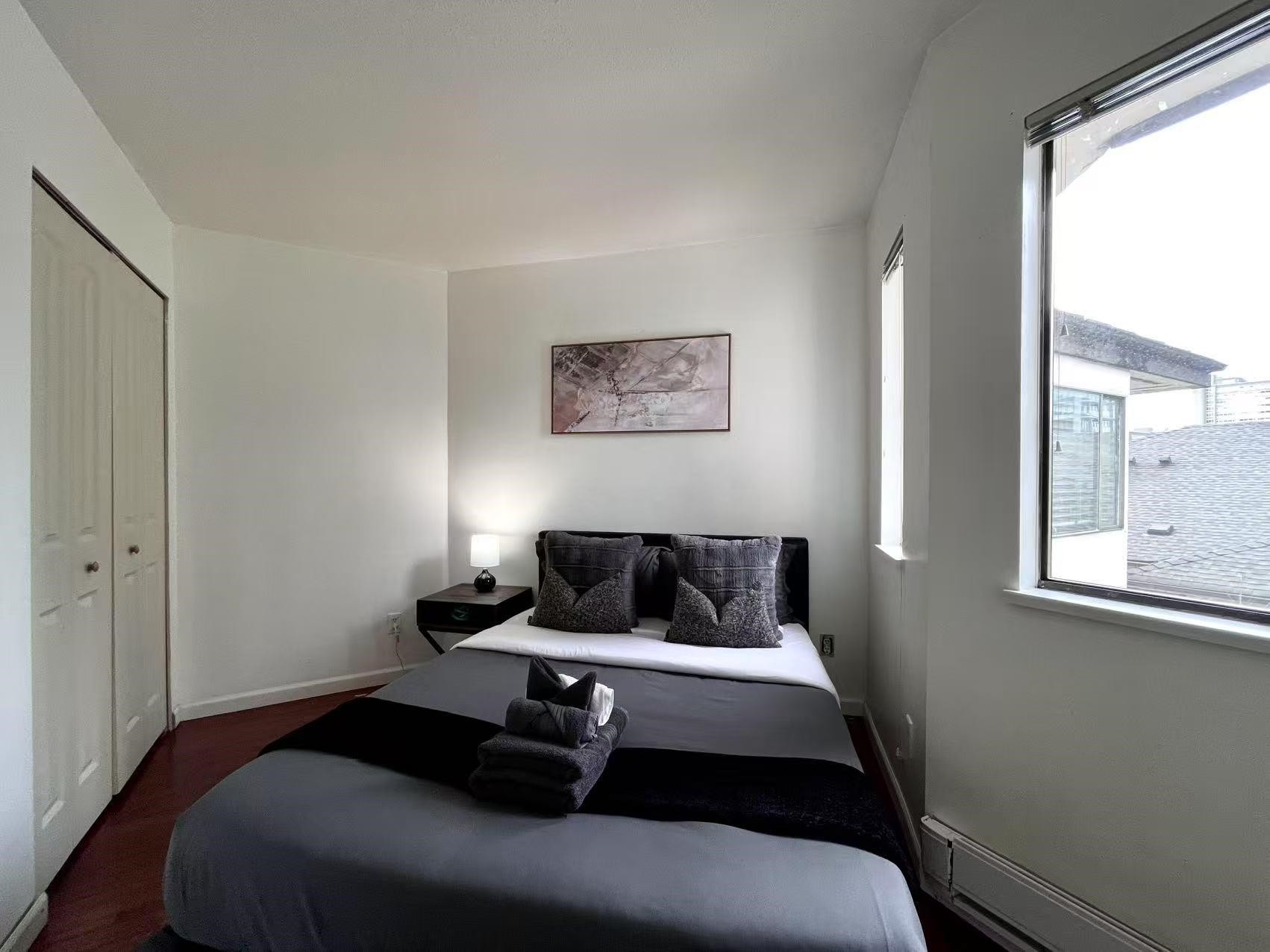 302-1405 Haro Street, Vancouver, BC