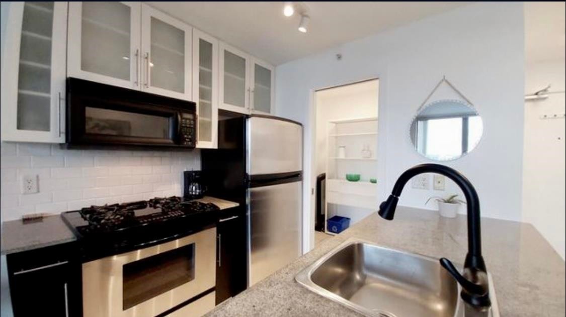 1905-1225 Richards Street, Vancouver, BC