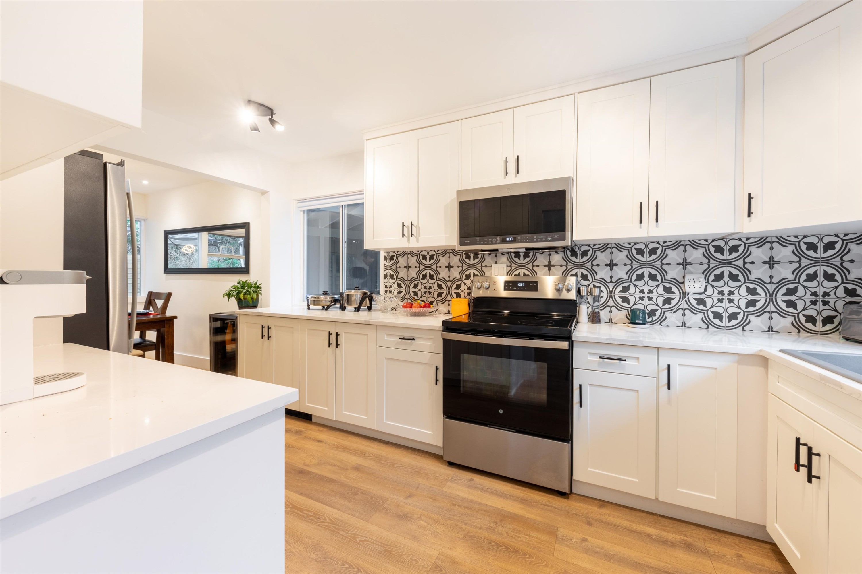 8 Glenmore Drive, West Vancouver, BC