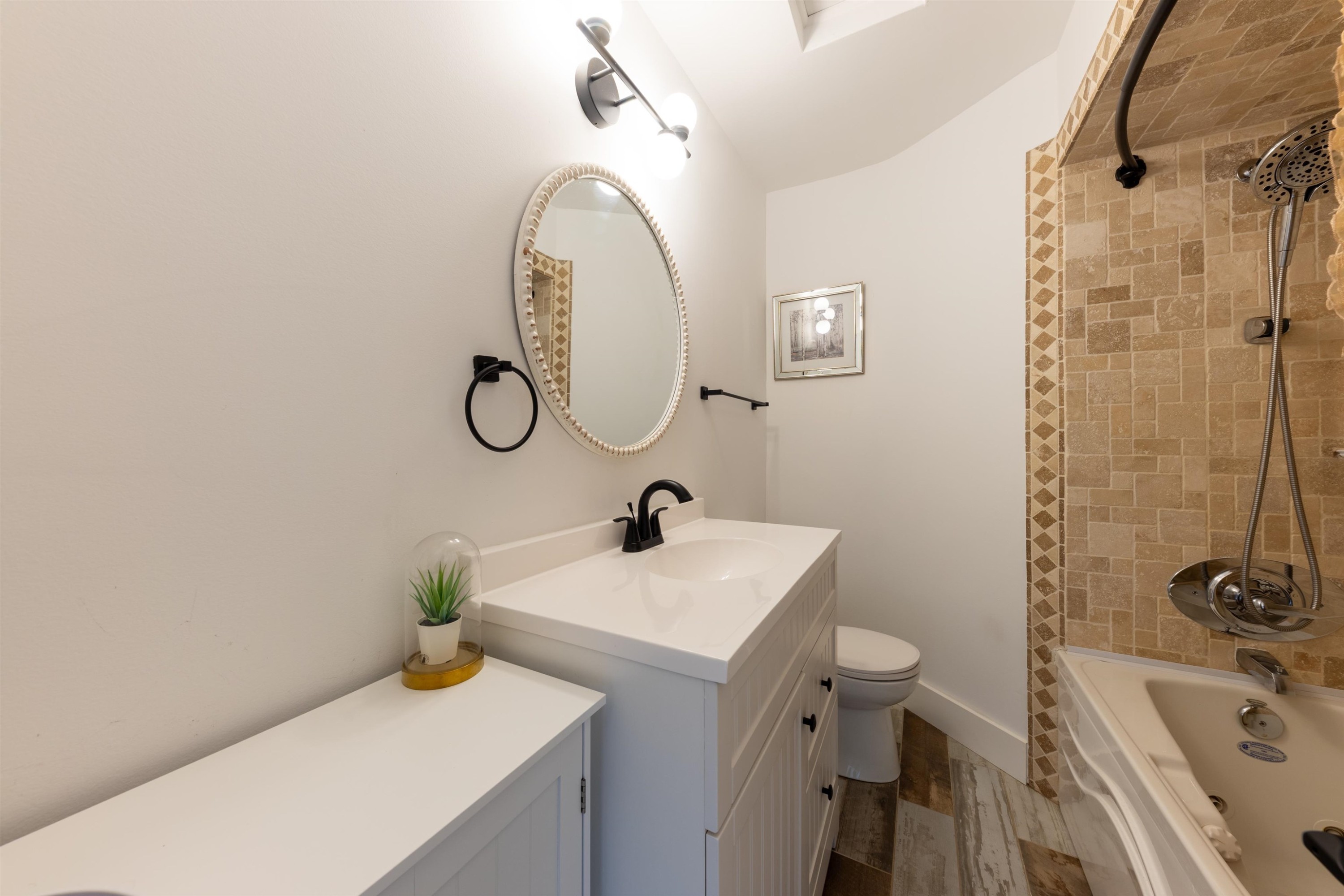 8 Glenmore Drive, West Vancouver, BC