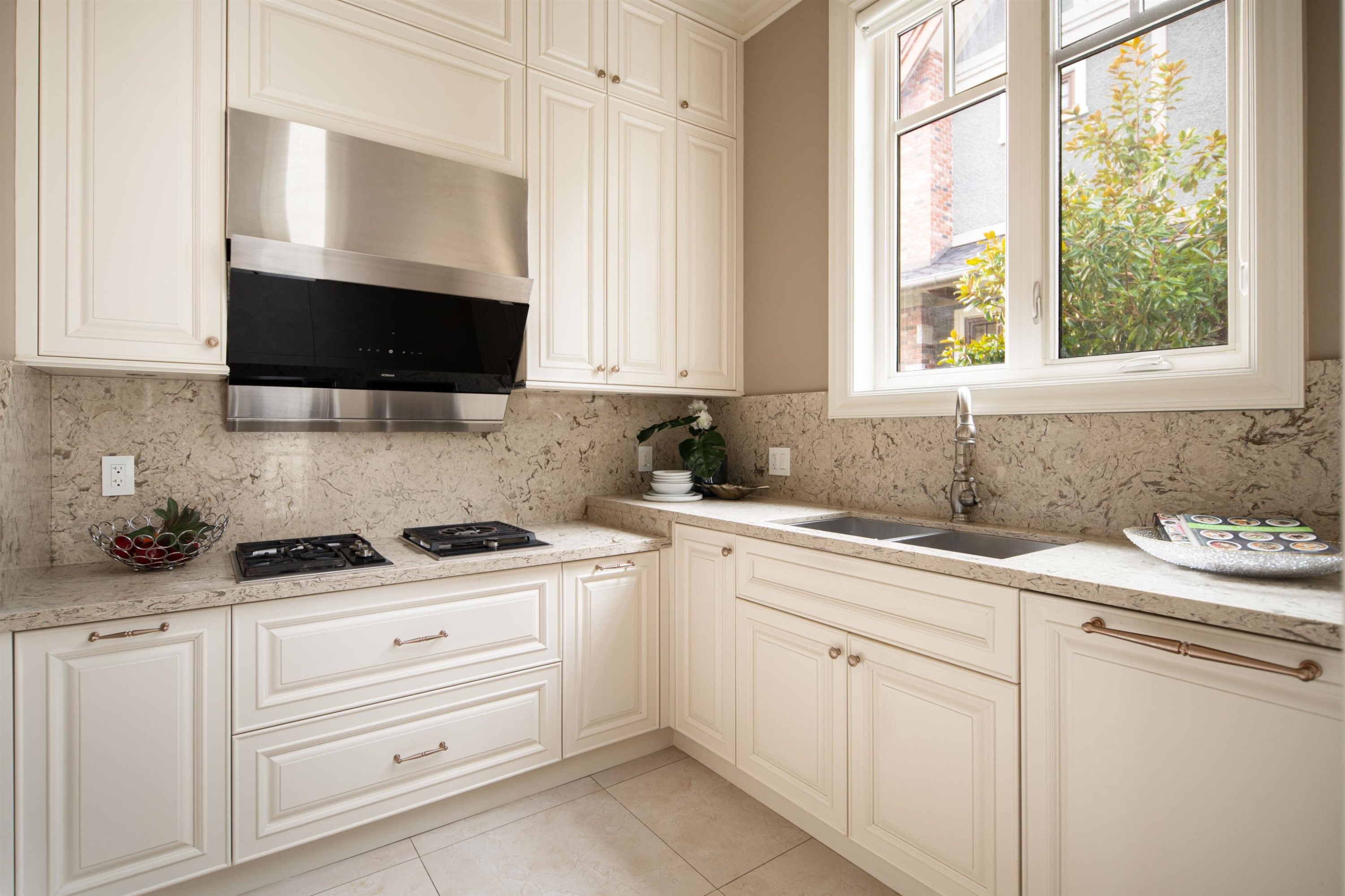 6076 Angus Drive, Vancouver, BC
