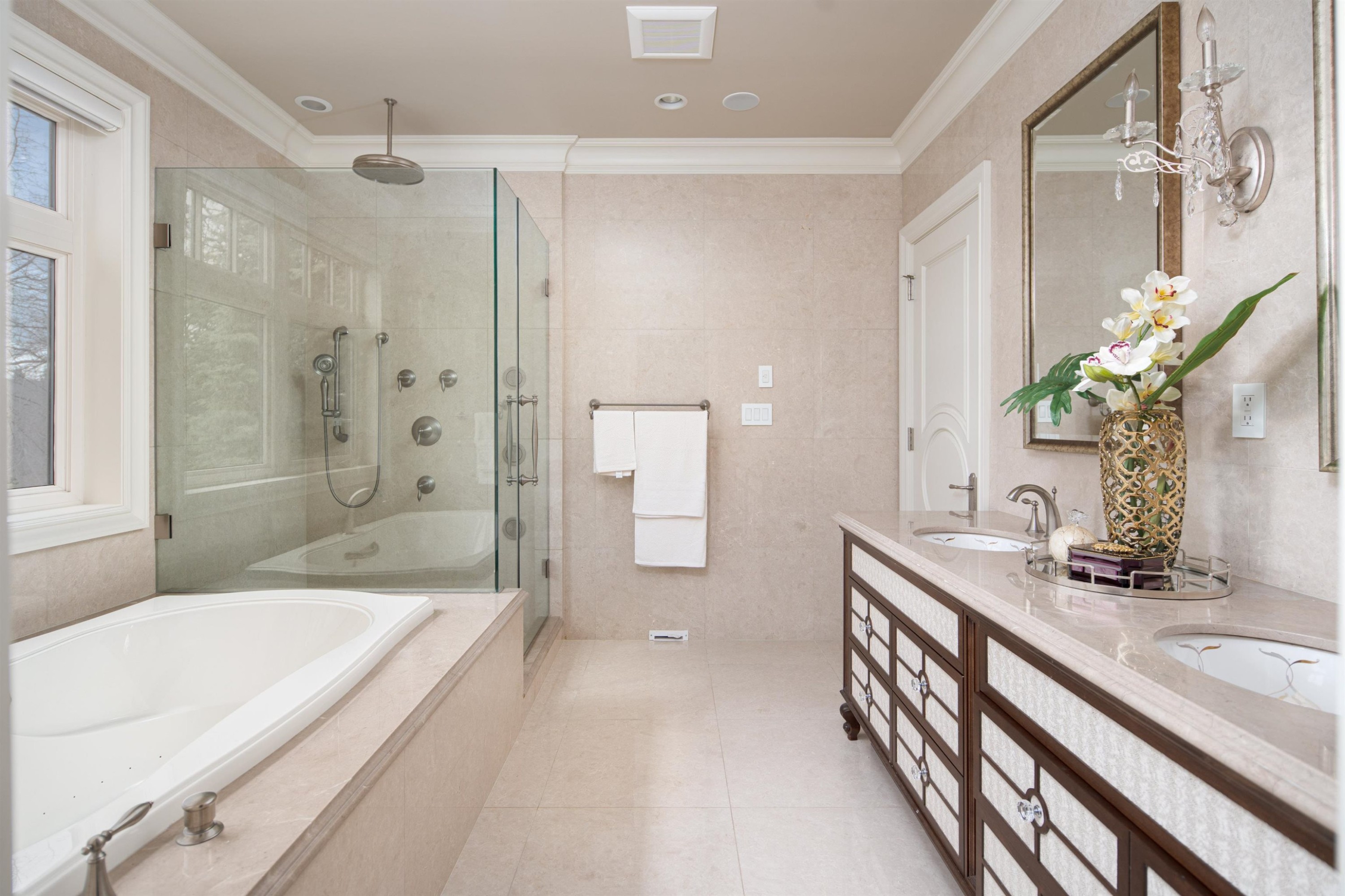 6076 Angus Drive, Vancouver, BC