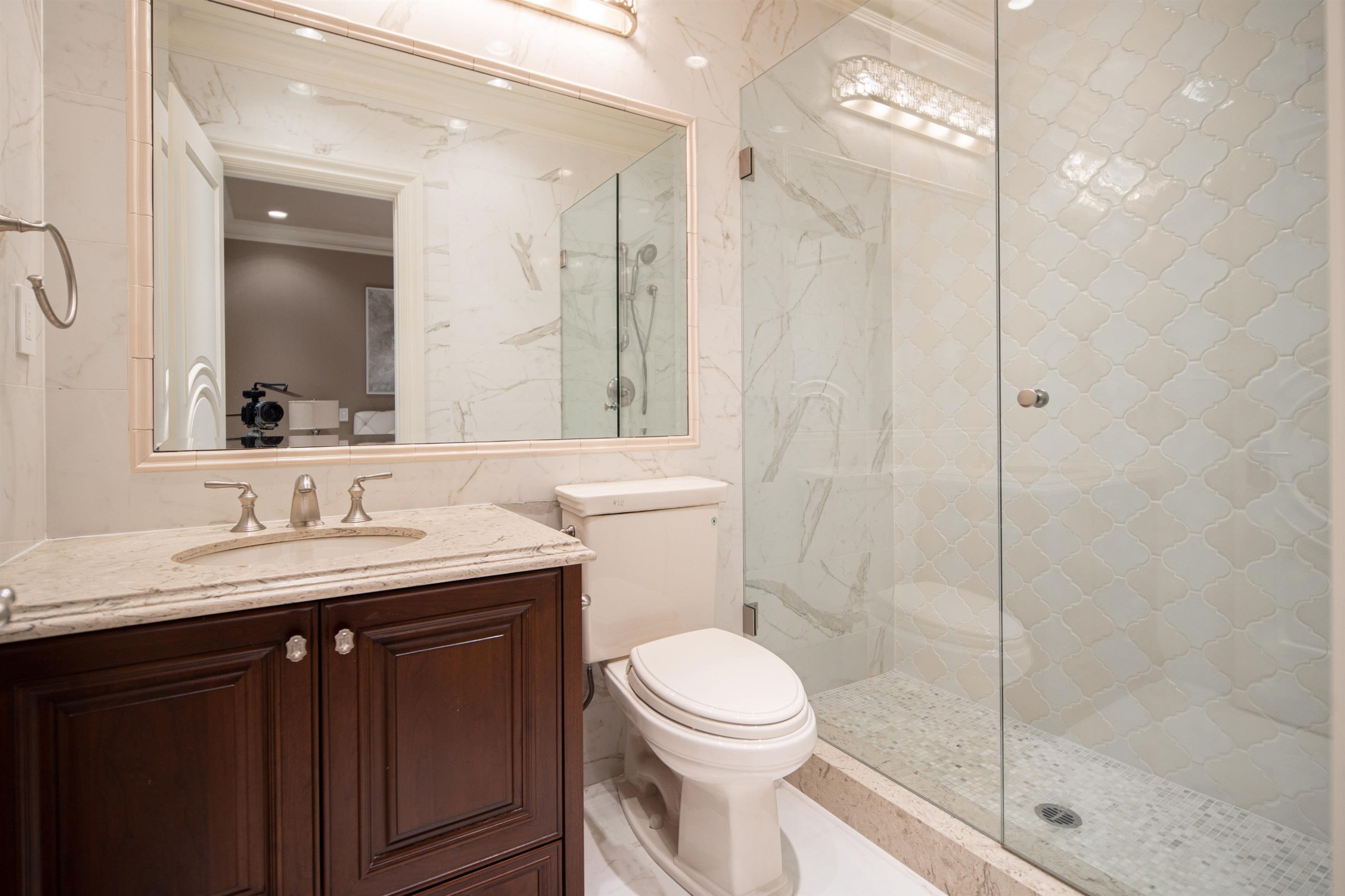 6076 Angus Drive, Vancouver, BC