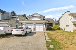 22925 125a Avenue Maple Ridge, BC V2X 0N3