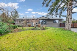 22938 Fuller Avenue Maple Ridge, BC V2X 3C5