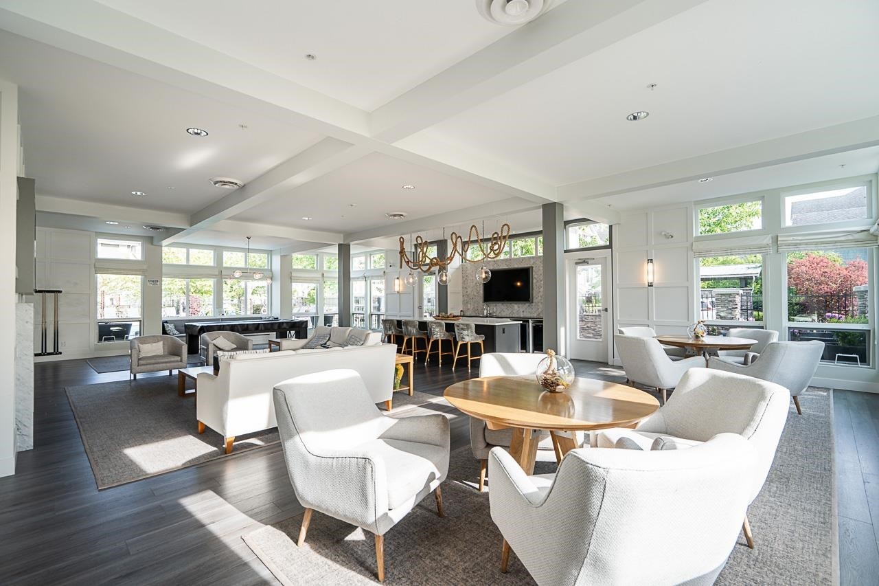 121-5551 Admiral Way, Delta, BC