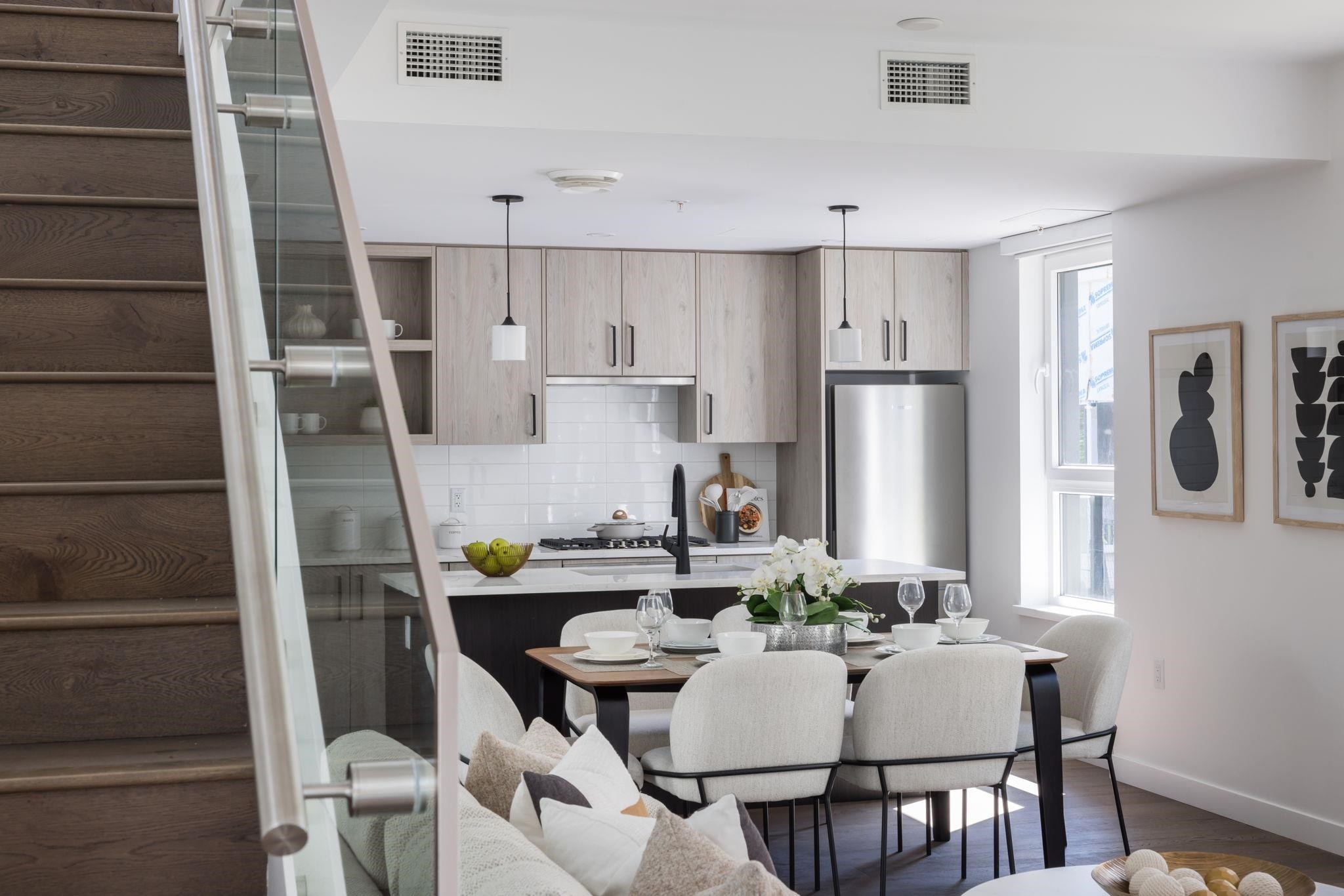 6835 Cambie Street, Vancouver, BC